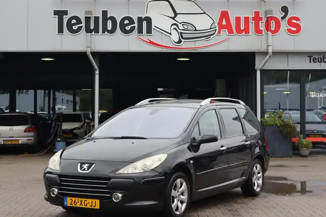Peugeot 307 SW 1.6-16V Premium Climate control, Trekhaak, Pano