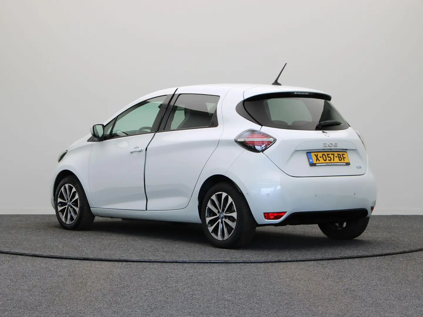 Renault ZOE R135 Intens 52 kWh | Accu Koop | Stuur en stoelver Wit - 2