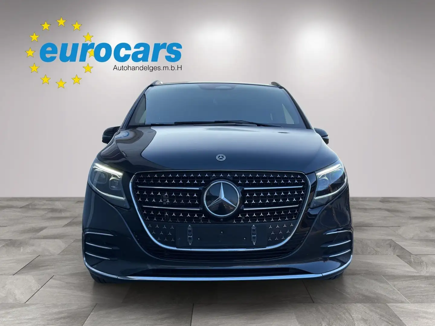 Mercedes-Benz V 300 d Avantgarde lang AMG Line 4Matic Grau - 2
