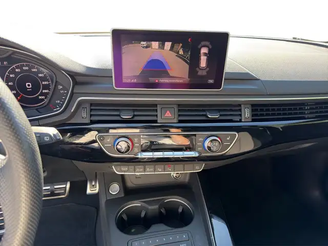 Audi A4 view 19