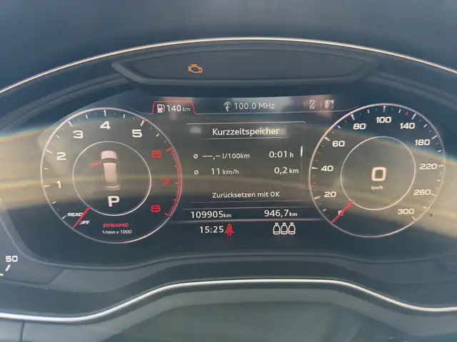 Audi A4 view 17