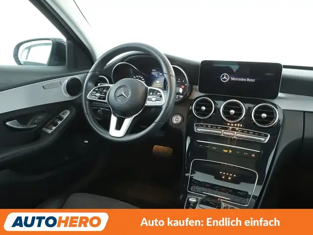 Mercedes-Benz C-Class view 13