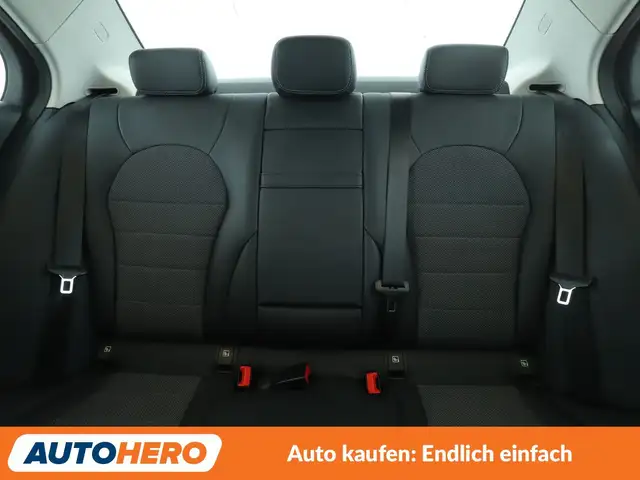 Mercedes-Benz C-Class view 15