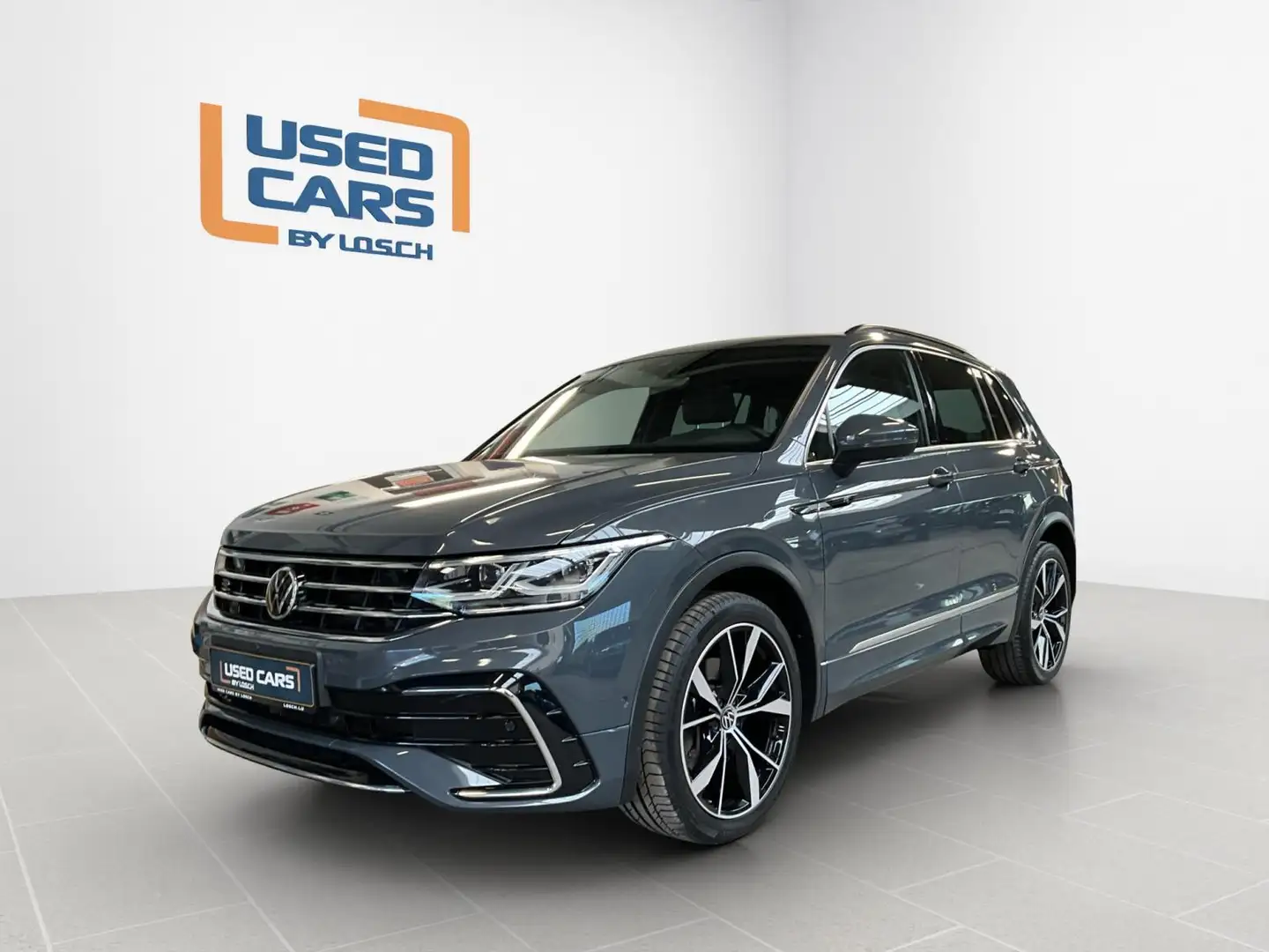 Volkswagen Tiguan R-Line+4x4+Pano+AHK+Stand-H. Grau - 1