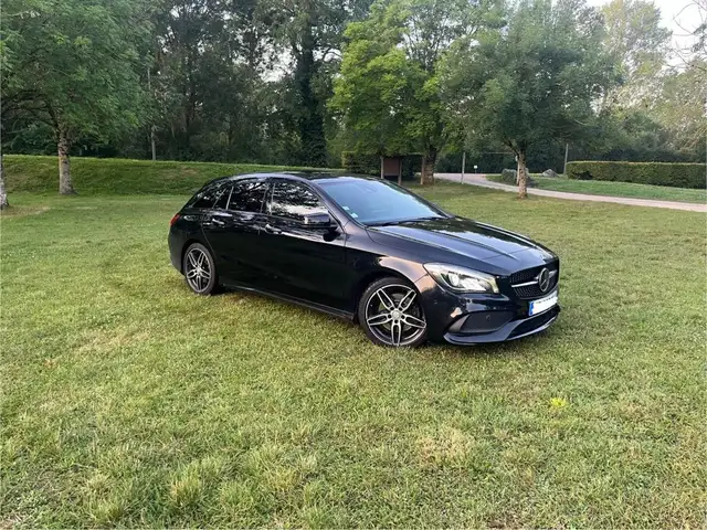 Mercedes-Benz CLA view 3
