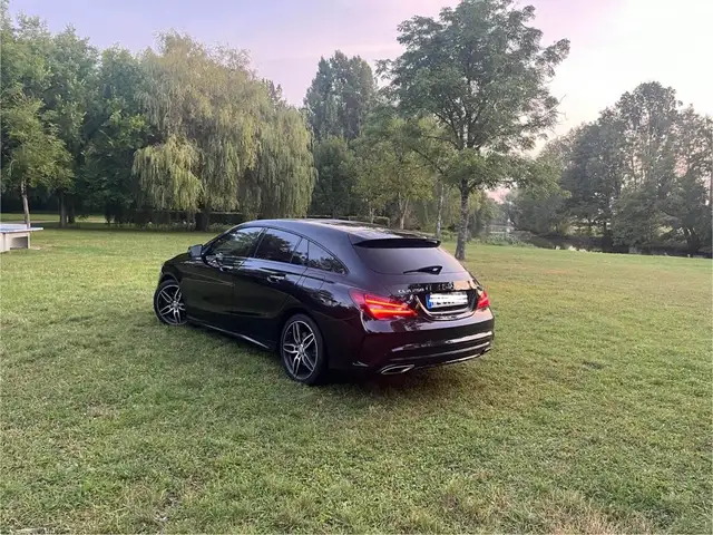 Mercedes-Benz CLA view 4
