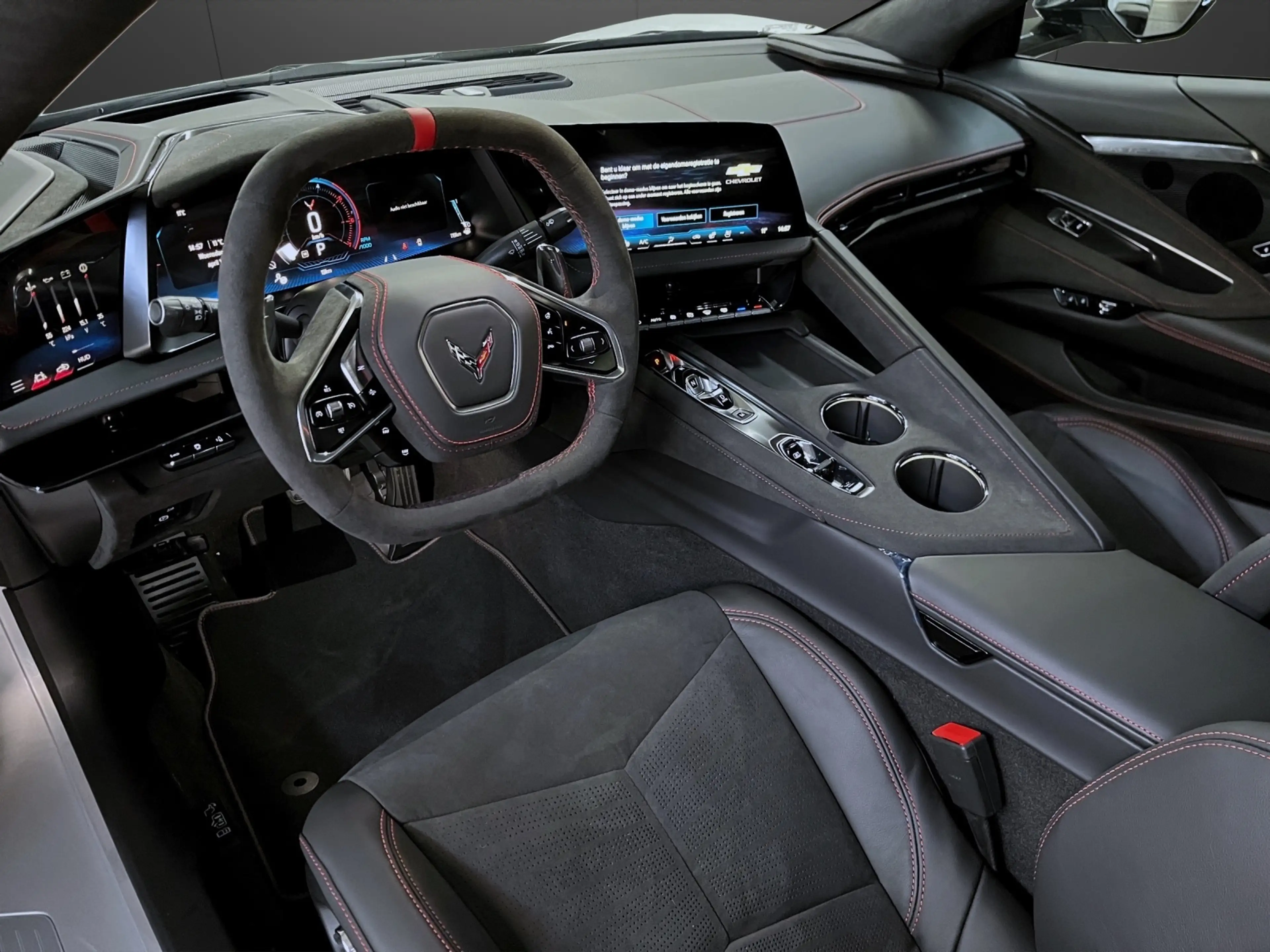 Corvette C8 Stingray 3LT | Convertible | Lift. | GT2 — photo 13