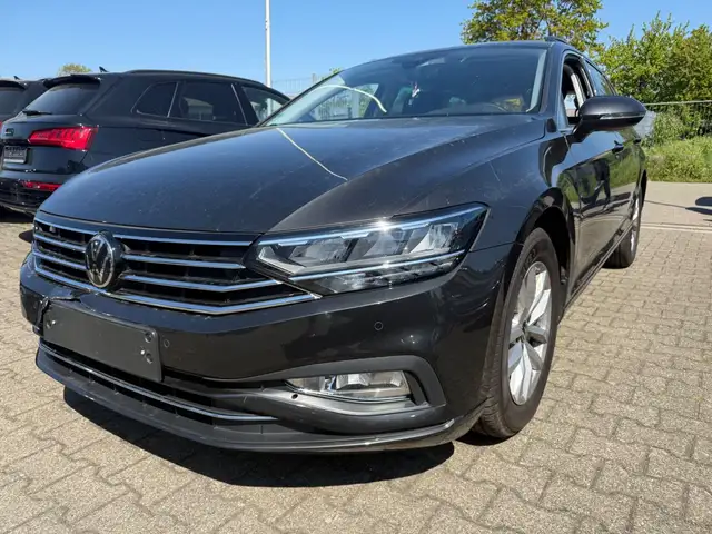 Volkswagen Passat Variant Business DSG