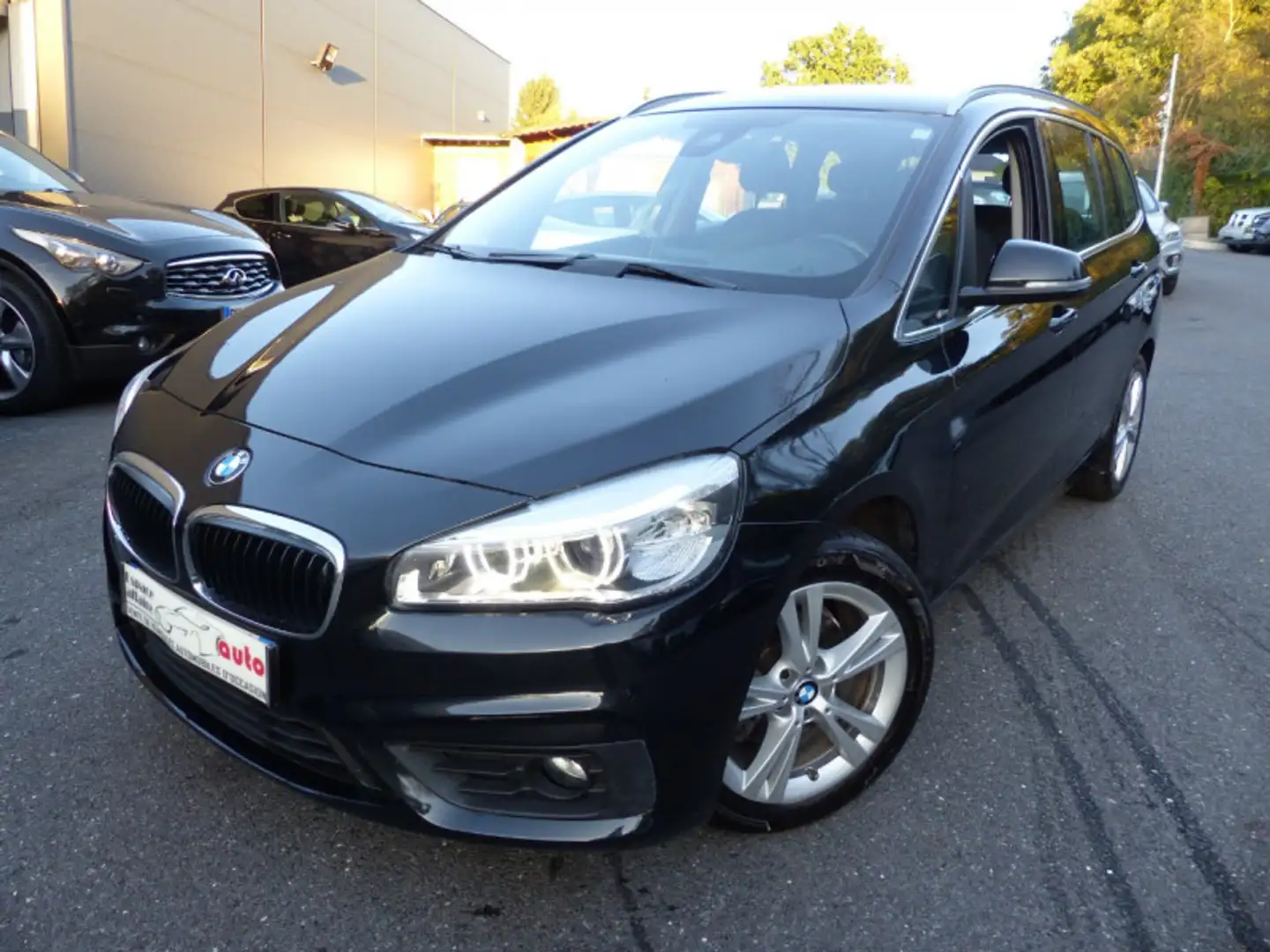 BMW 216 (F46) 216D 116CH BUSINESS Noir - 1