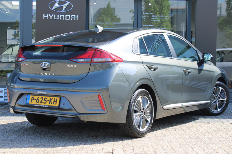 Hyundai IONIQ 1.6 GDi PHEV i-Motion | Achteruitrijcamera | Airco — photo 2