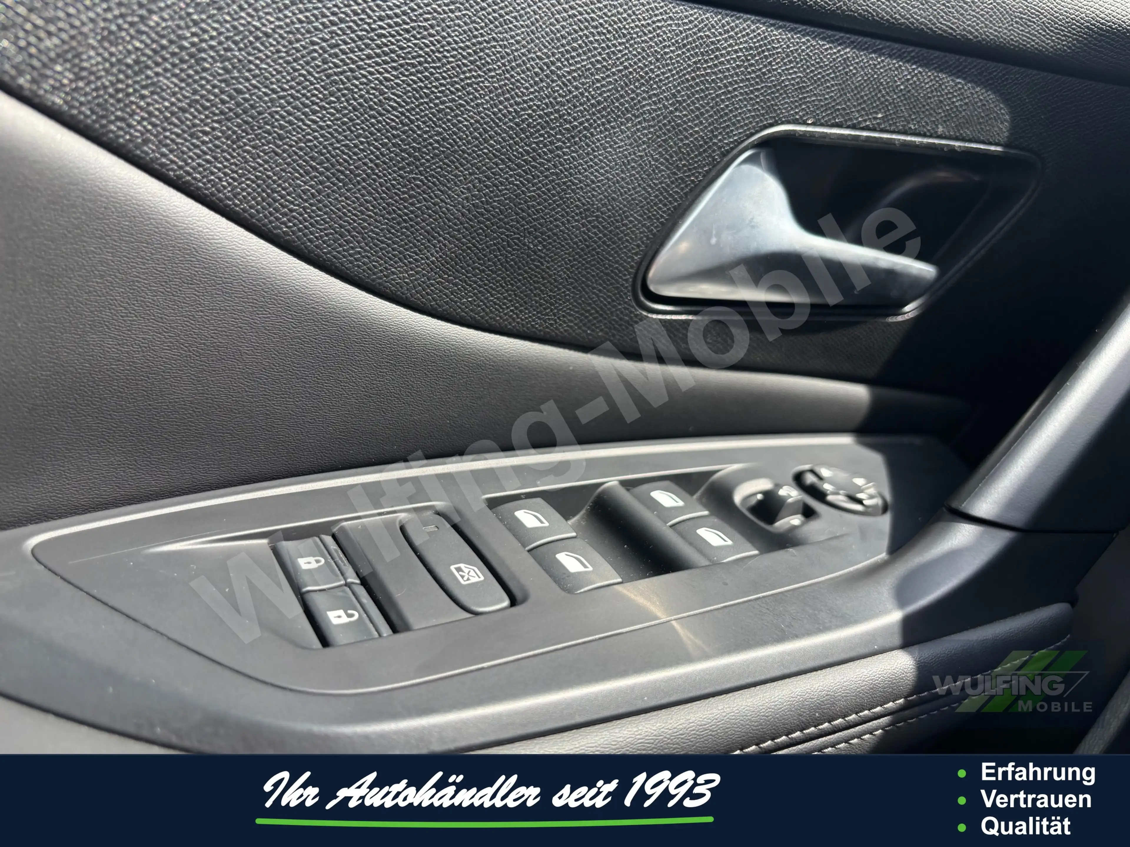Peugeot 408 Hybrid 145 e-DCS6 Allure ACC CAM NAVI LED — photo 10