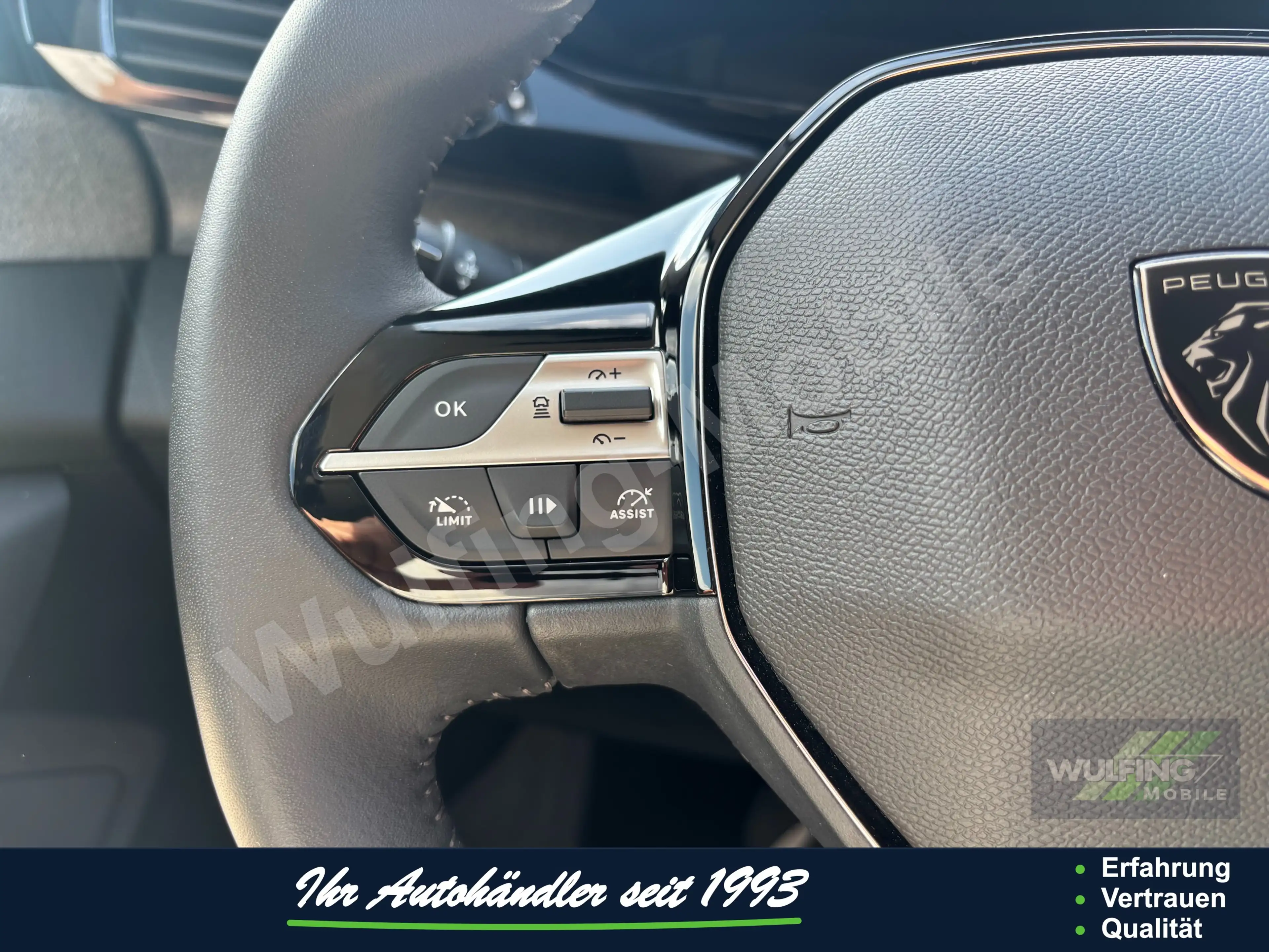 Peugeot 408 Hybrid 145 e-DCS6 Allure ACC CAM NAVI LED — photo 8