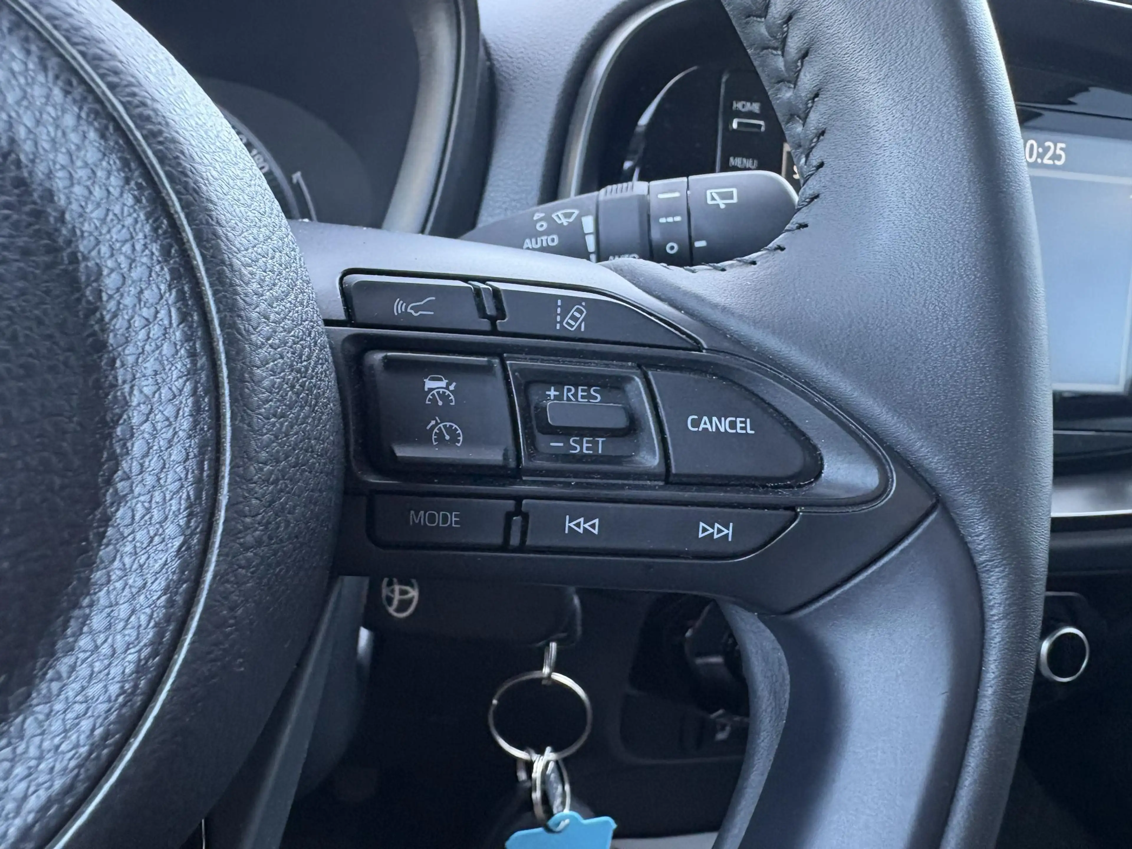 Toyota Aygo X 1.0 VVT-i MT first — photo 12