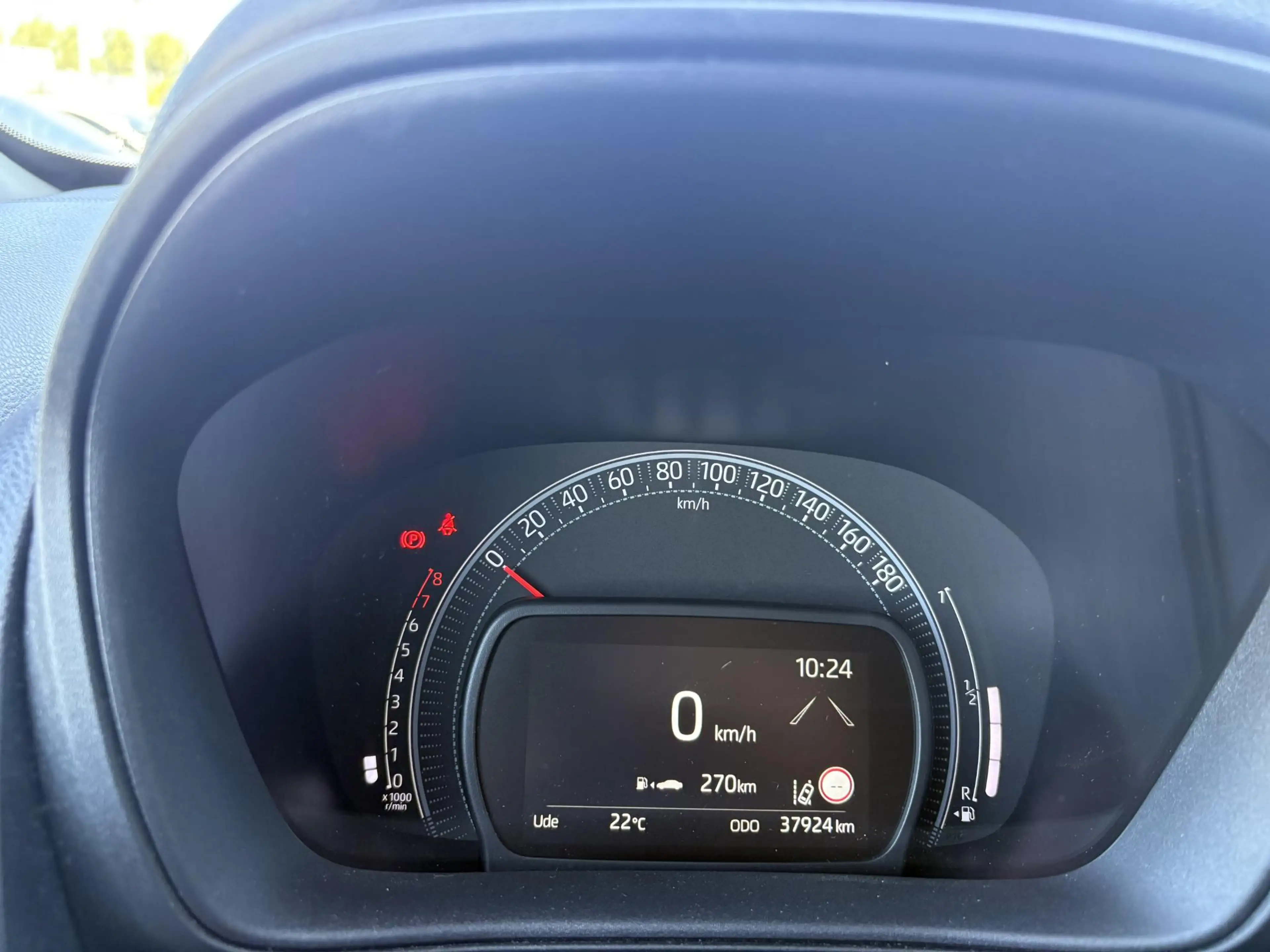 Toyota Aygo X 1.0 VVT-i MT first — photo 10