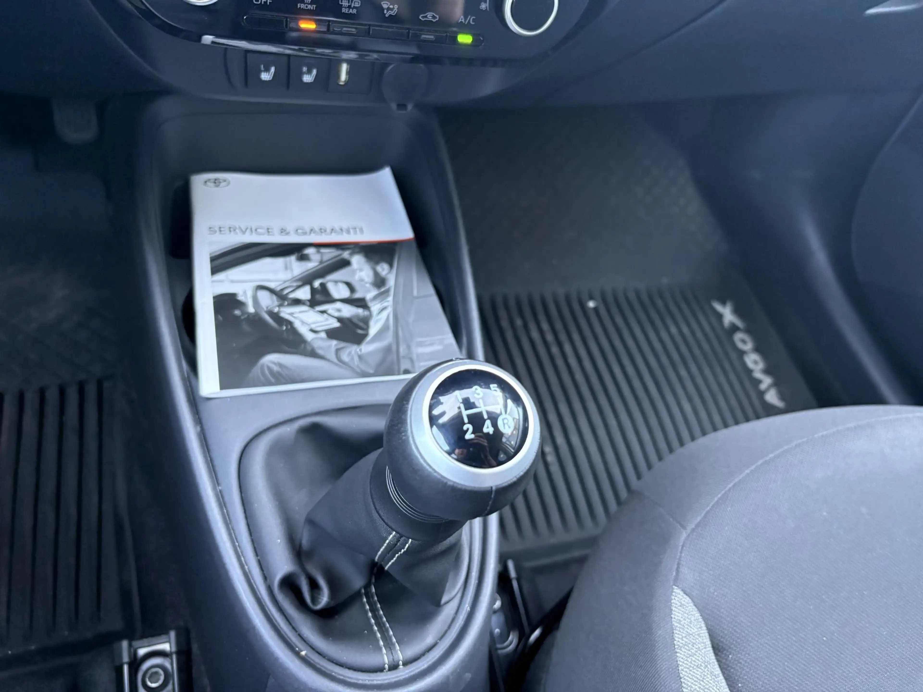 Toyota Aygo X 1.0 VVT-i MT first — photo 13