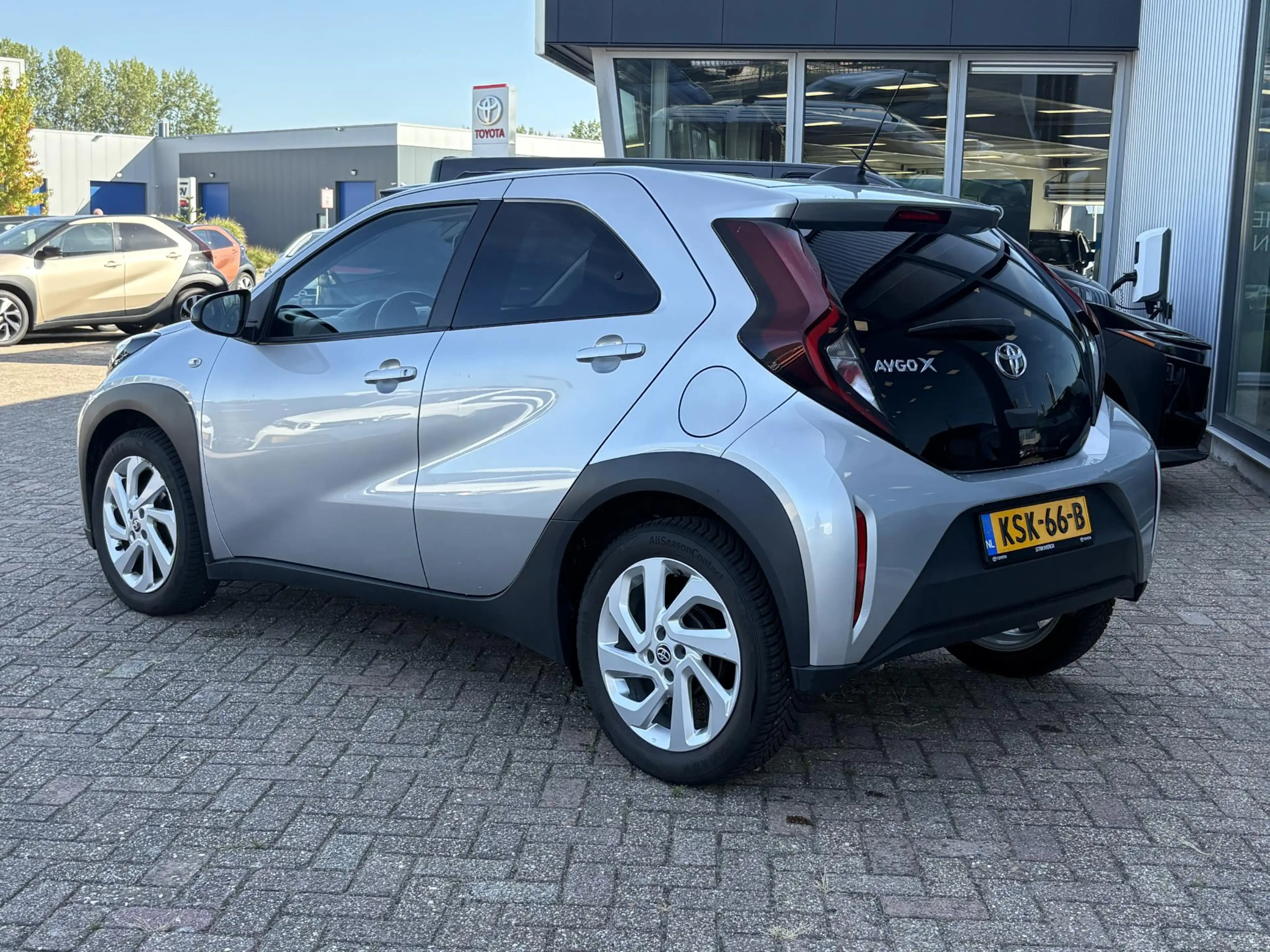 Toyota Aygo X 1.0 VVT-i MT first — photo 4