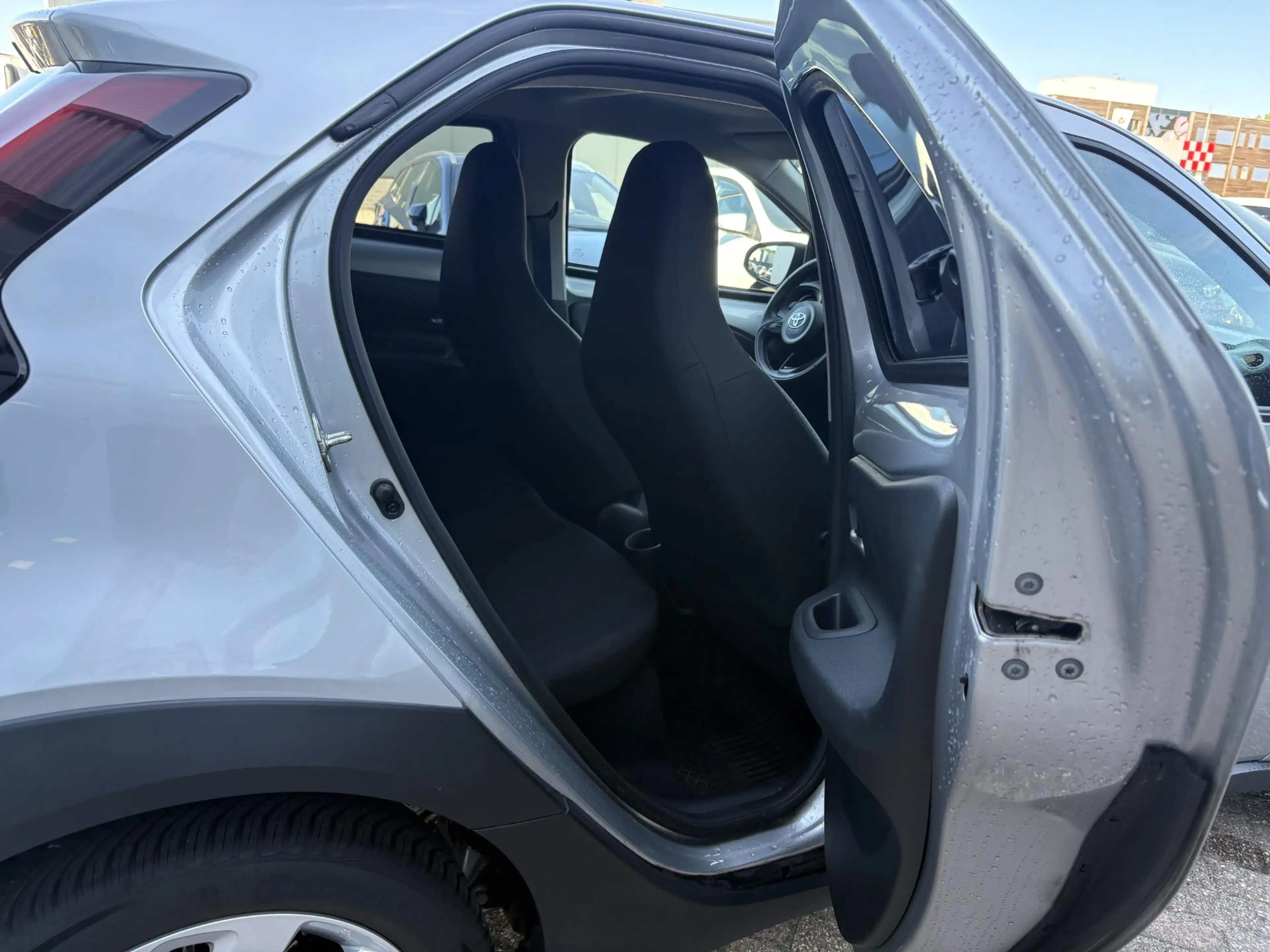 Toyota Aygo X 1.0 VVT-i MT first — photo 9