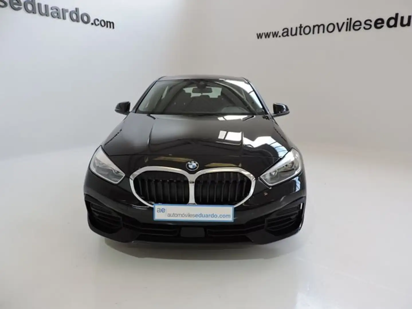 BMW 116 116dA Advantage Negro - 2