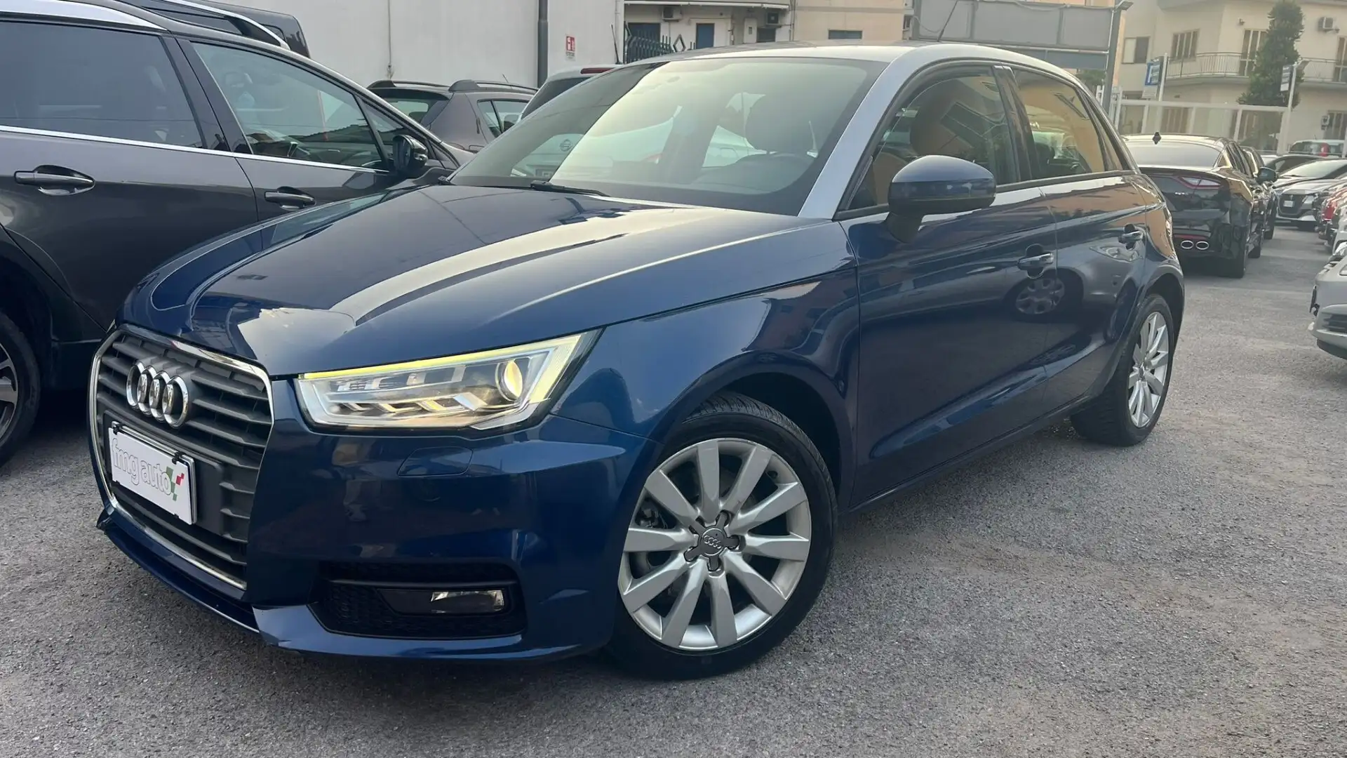 Audi A1 SPB 1.6 TDI 116 CV Admired Full Led Blu/Azzurro - 1