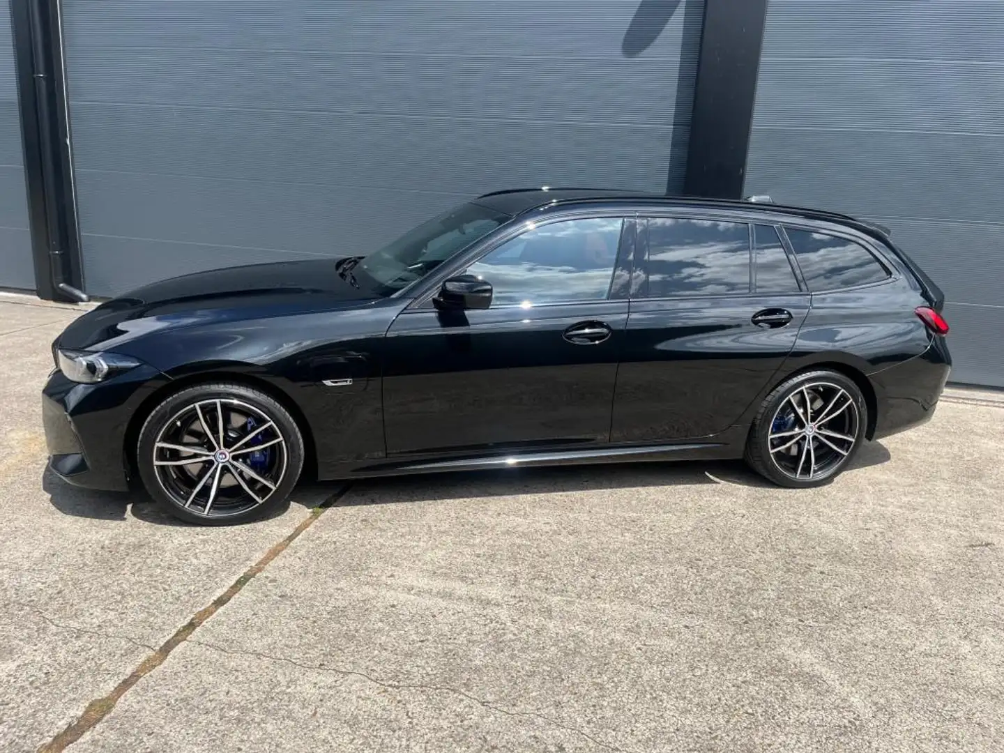 BMW 330 3-serie Touring 330e Mpakket / Panoramadak / Head- Negro - 2