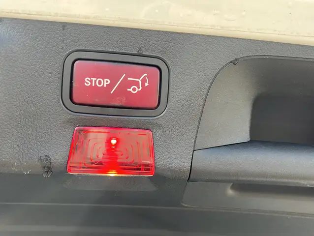 Mercedes-Benz Cla view 12