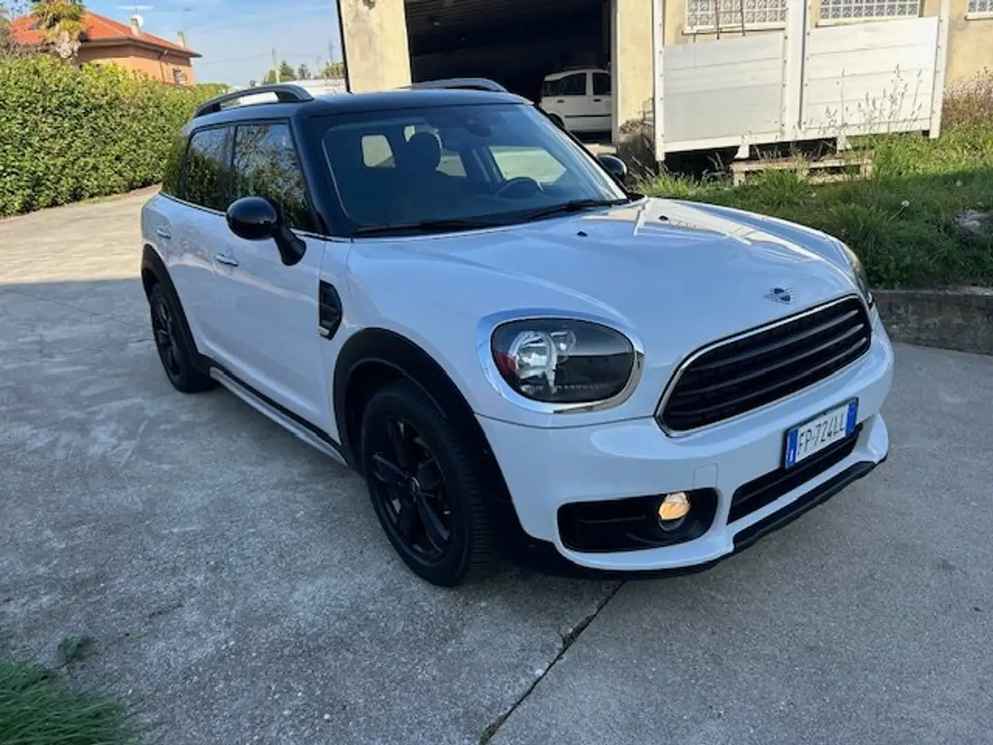 MINI One D Countryman Mini Countryman F60 2017 1.5 ONE D auto 7m Bianco - 2