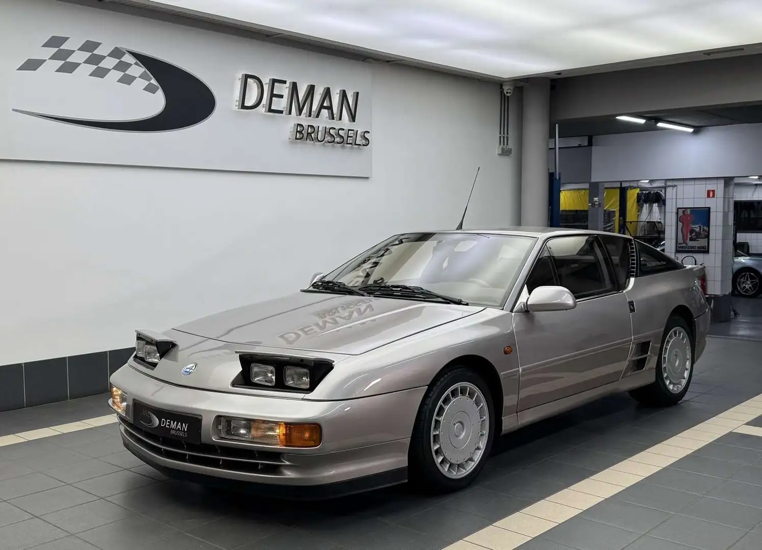 Alpine A610 Turbo * V6 * restaurée il y a peu Béžová - 1