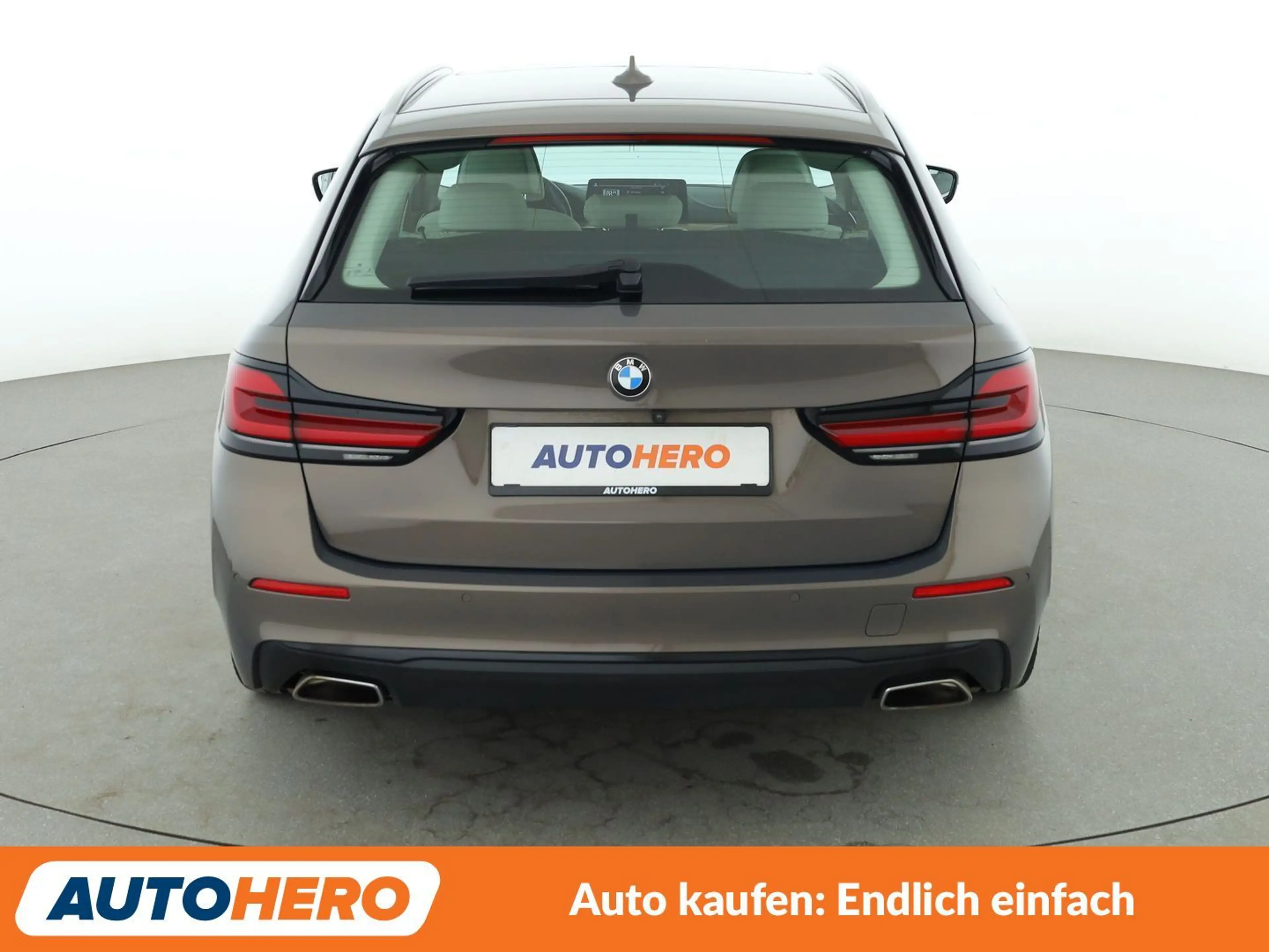 BMW 540 540d xDrive Aut.*NAVI*HEAD-UP*LASER*ACC*360°*PDC* — photo 5