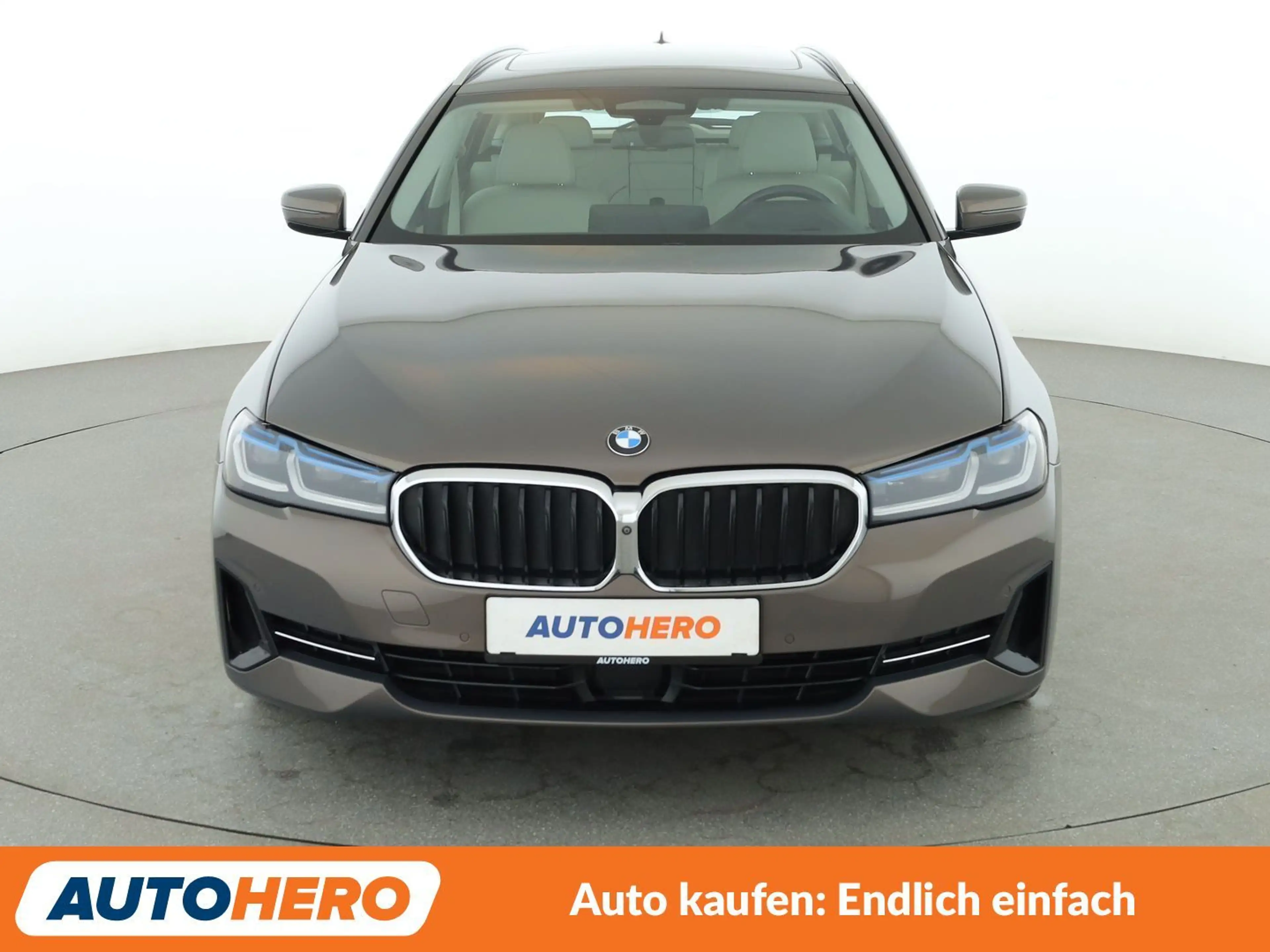 BMW 540 540d xDrive Aut.*NAVI*HEAD-UP*LASER*ACC*360°*PDC* — photo 9