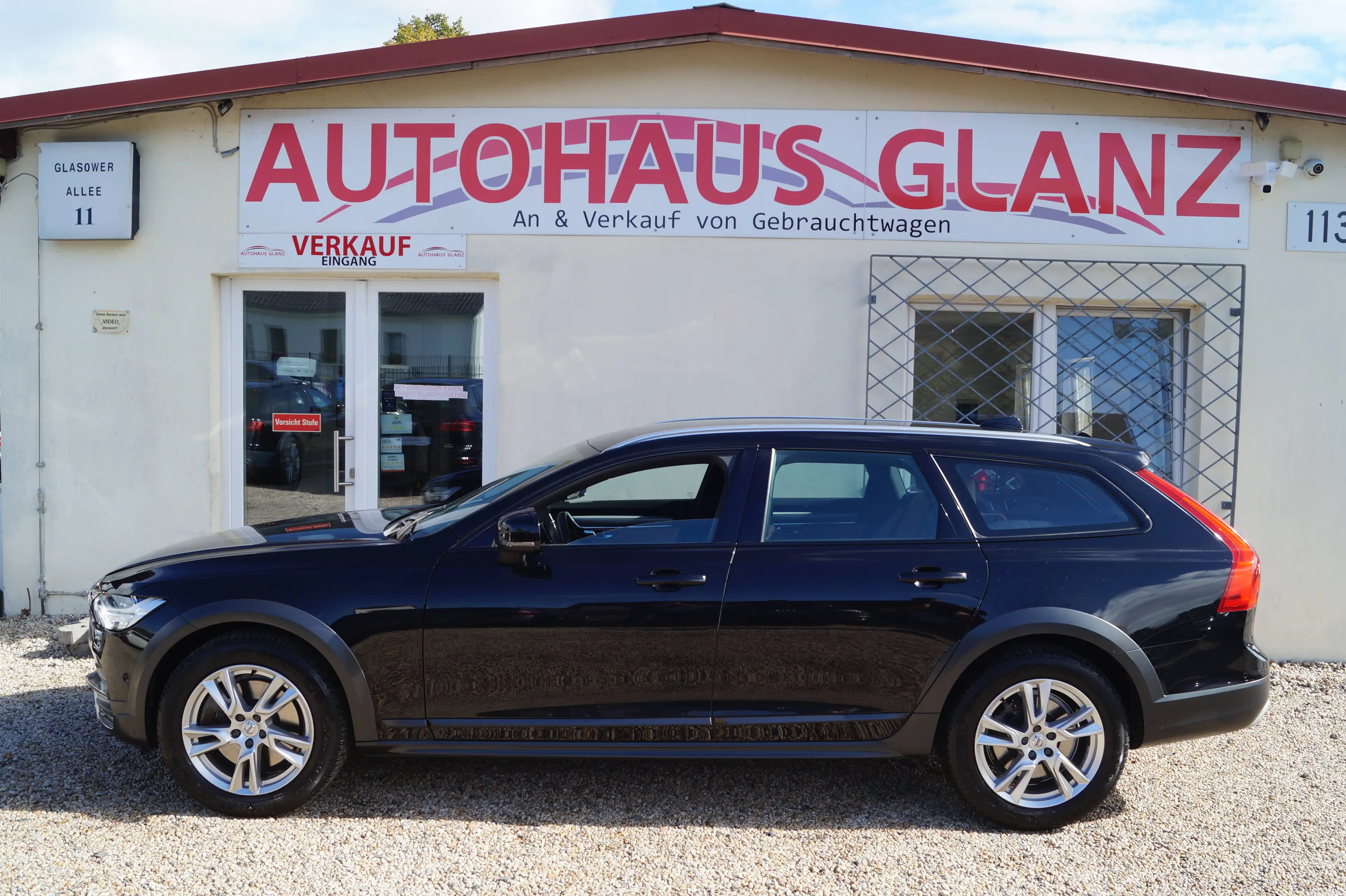 Volvo V90 Cross Country AWD 1.Hand*SHG*39000km* — photo 2