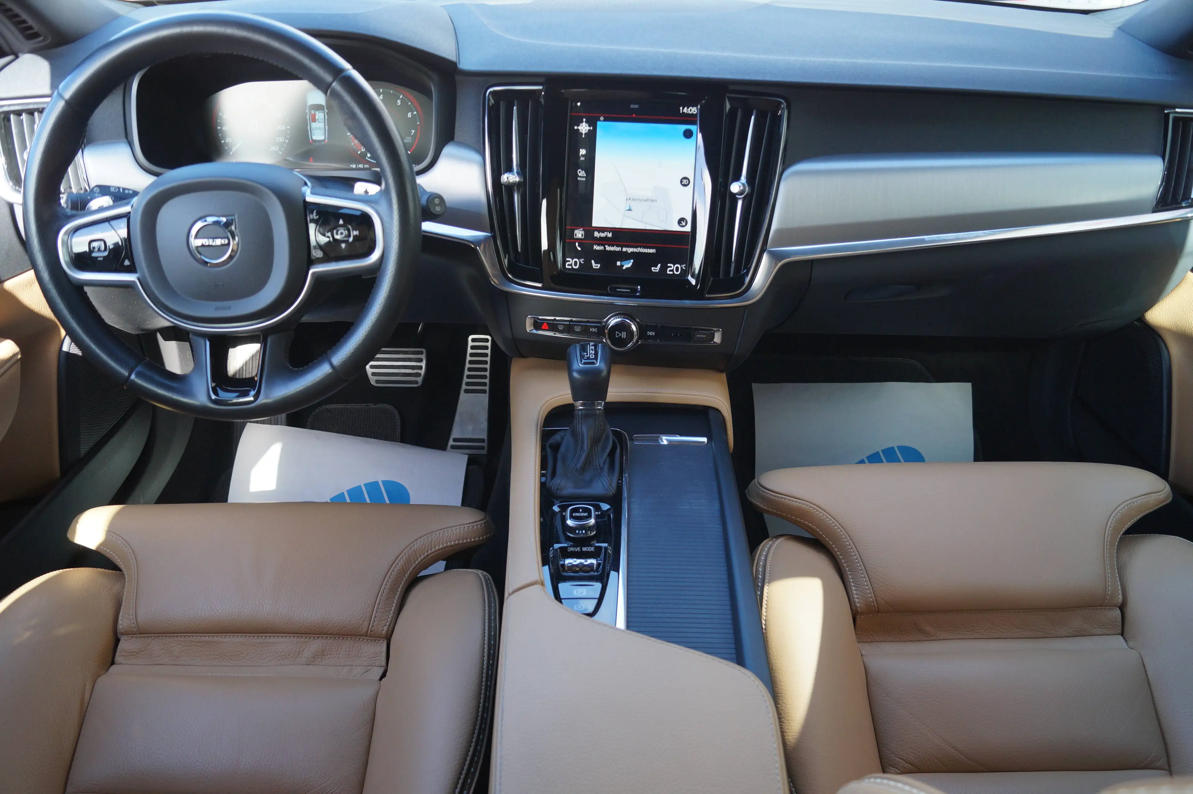 Volvo V90 Cross Country AWD 1.Hand*SHG*39000km* — photo 11
