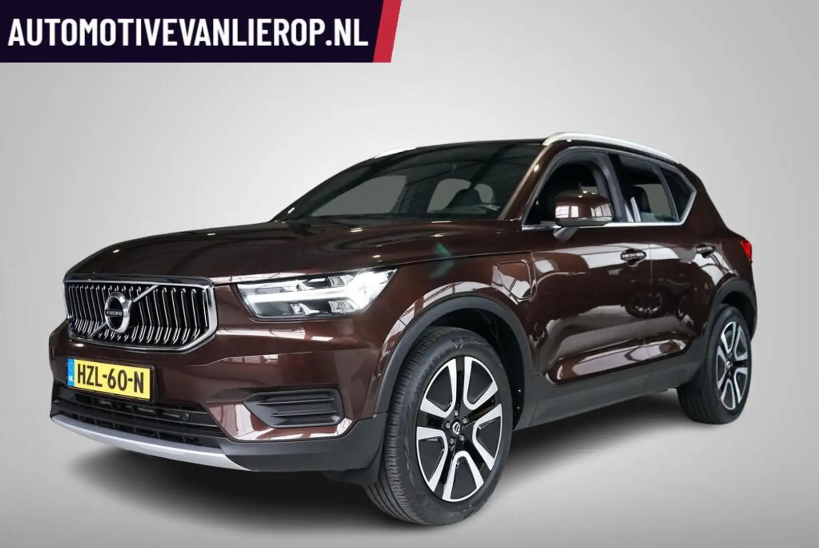 Volvo XC40 1.5 T5 Twin Engine Inscription Maple Brown | CRUIS Bruin - 1