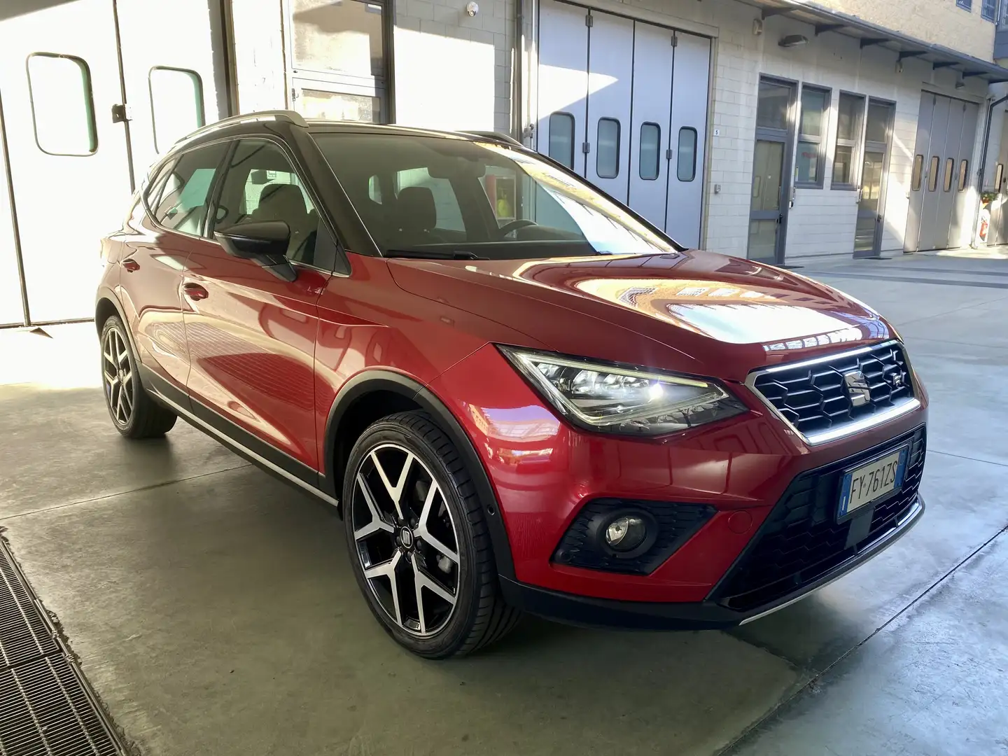 SEAT Arona 1.0 tgi FR 90cv - 1