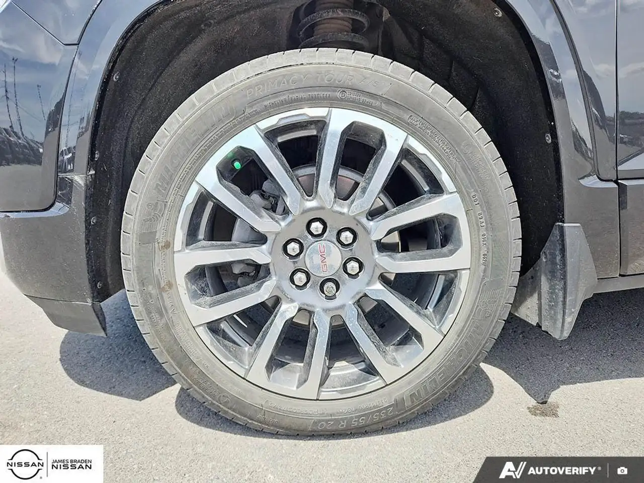 GMC Acadia снимка GMC Acadia