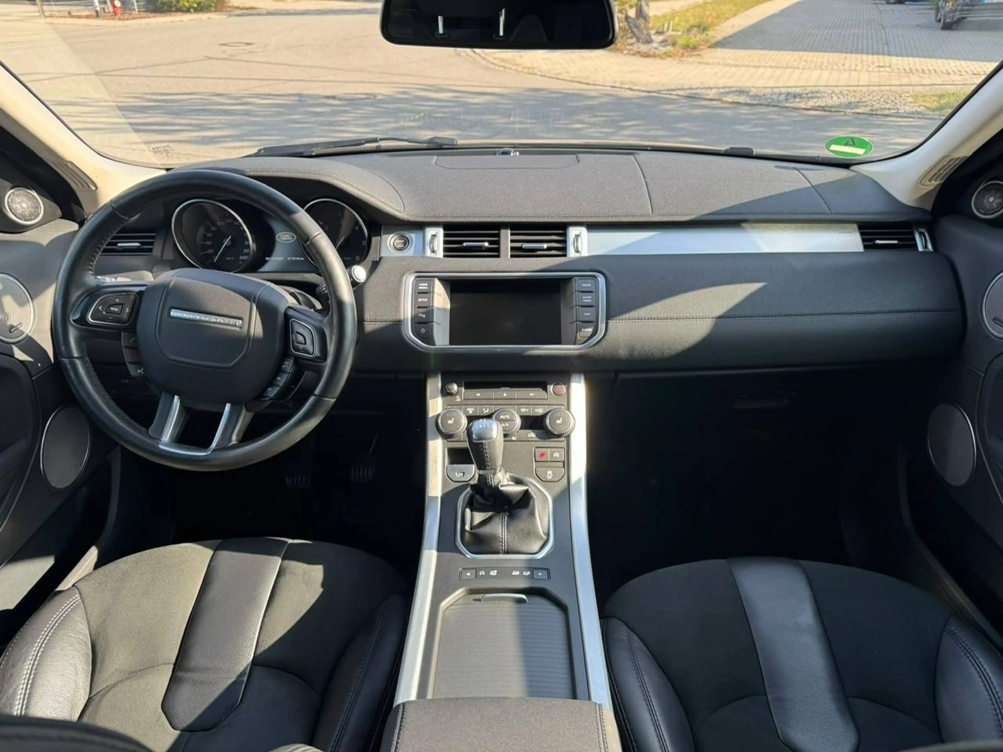 Land Rover Range Rover Evoque Pure - 1. Hand - — photo 10