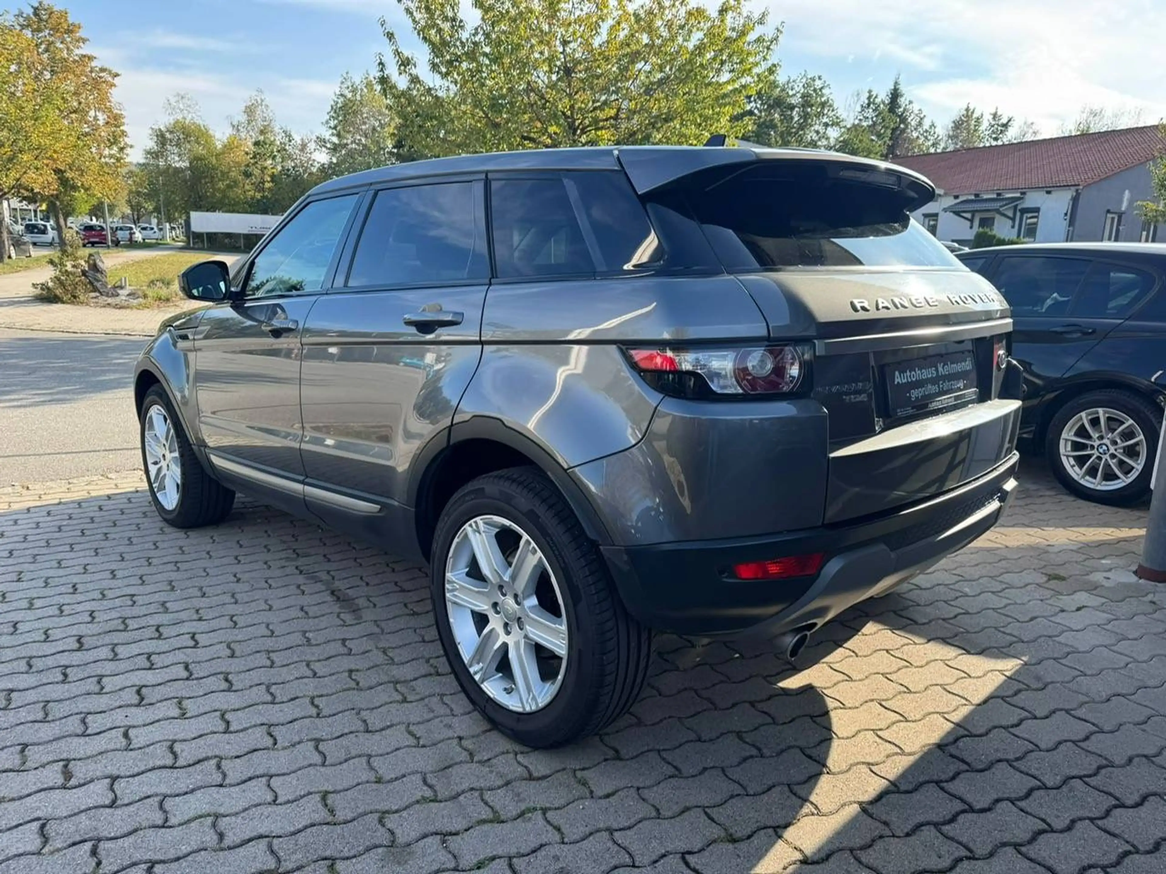 Land Rover Range Rover Evoque Pure - 1. Hand - — photo 8