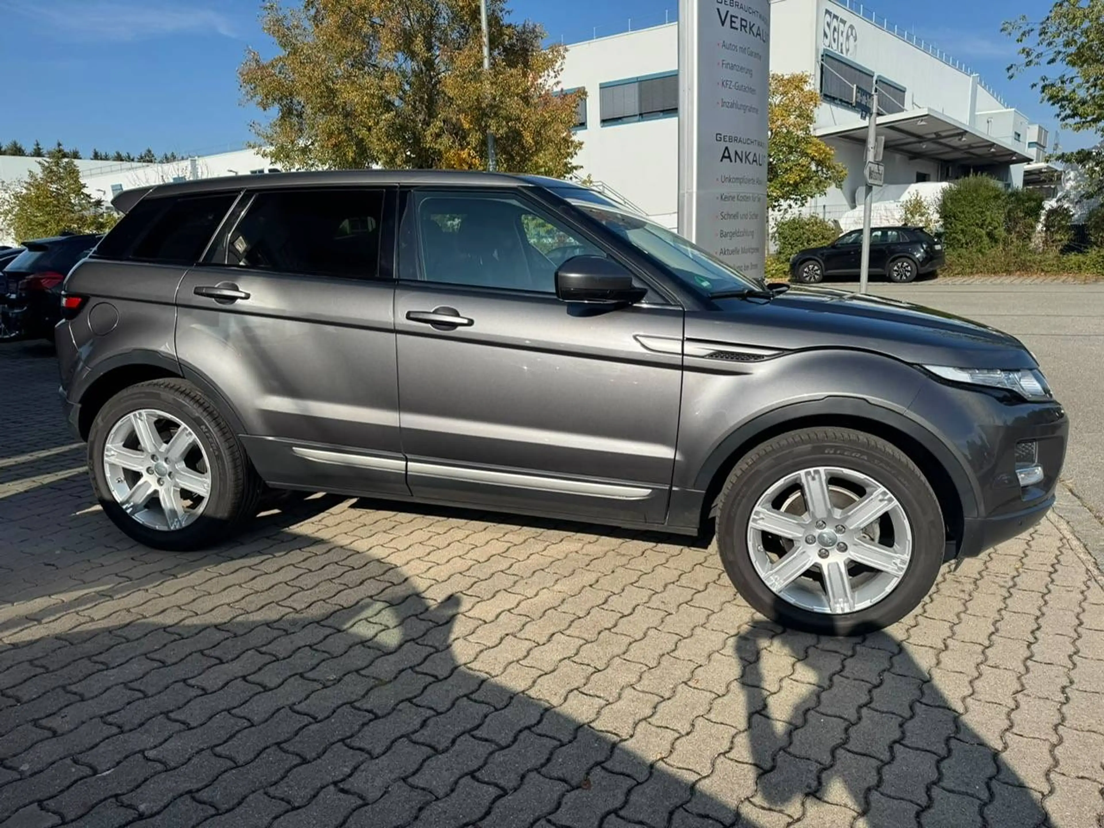 Land Rover Range Rover Evoque Pure - 1. Hand - — photo 5