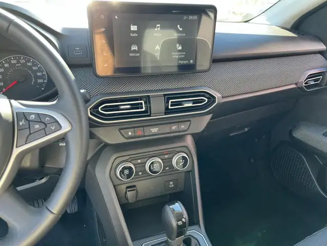 Dacia Sandero view 11