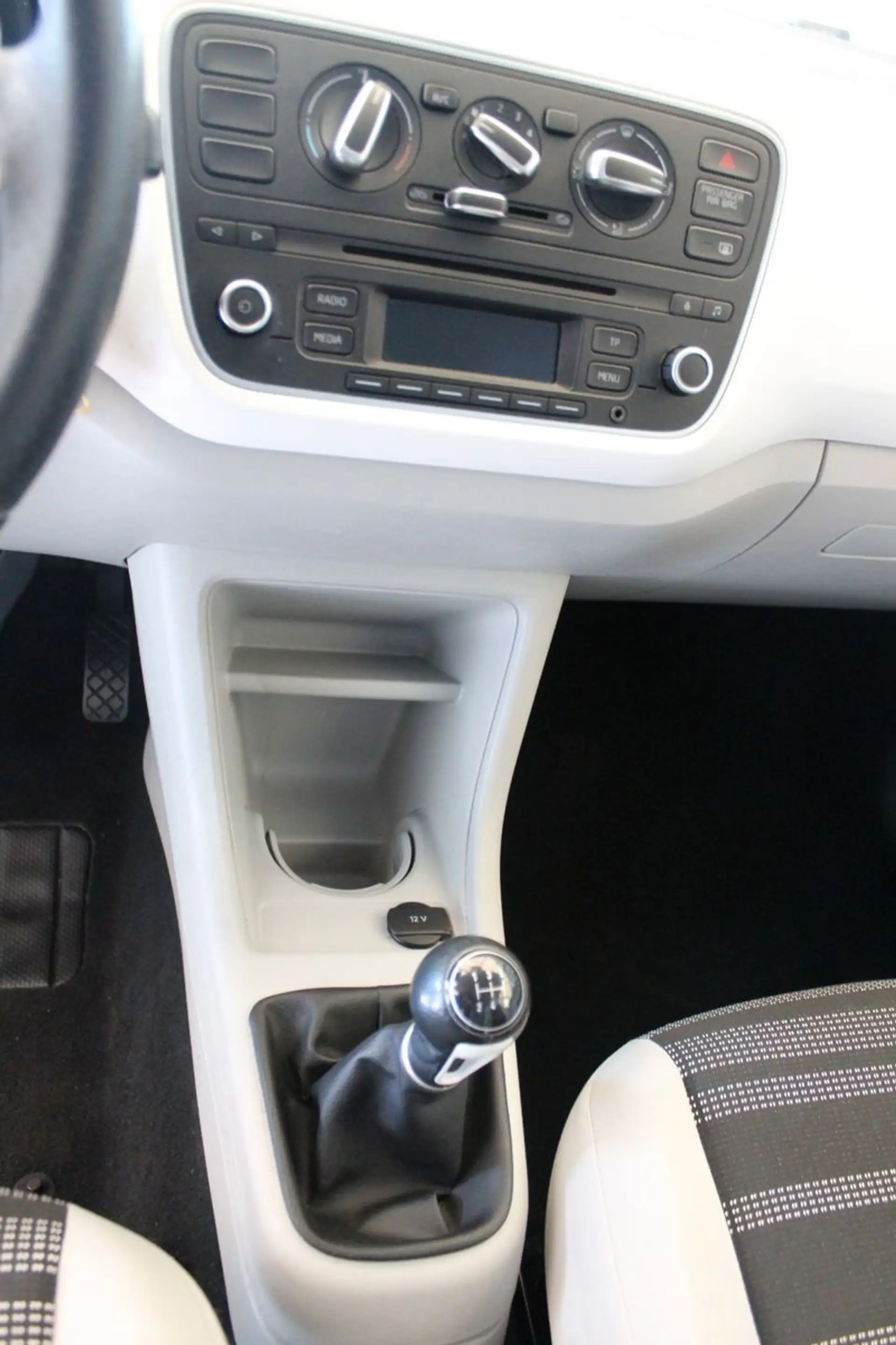 SEAT Mii Style Salsa — photo 15
