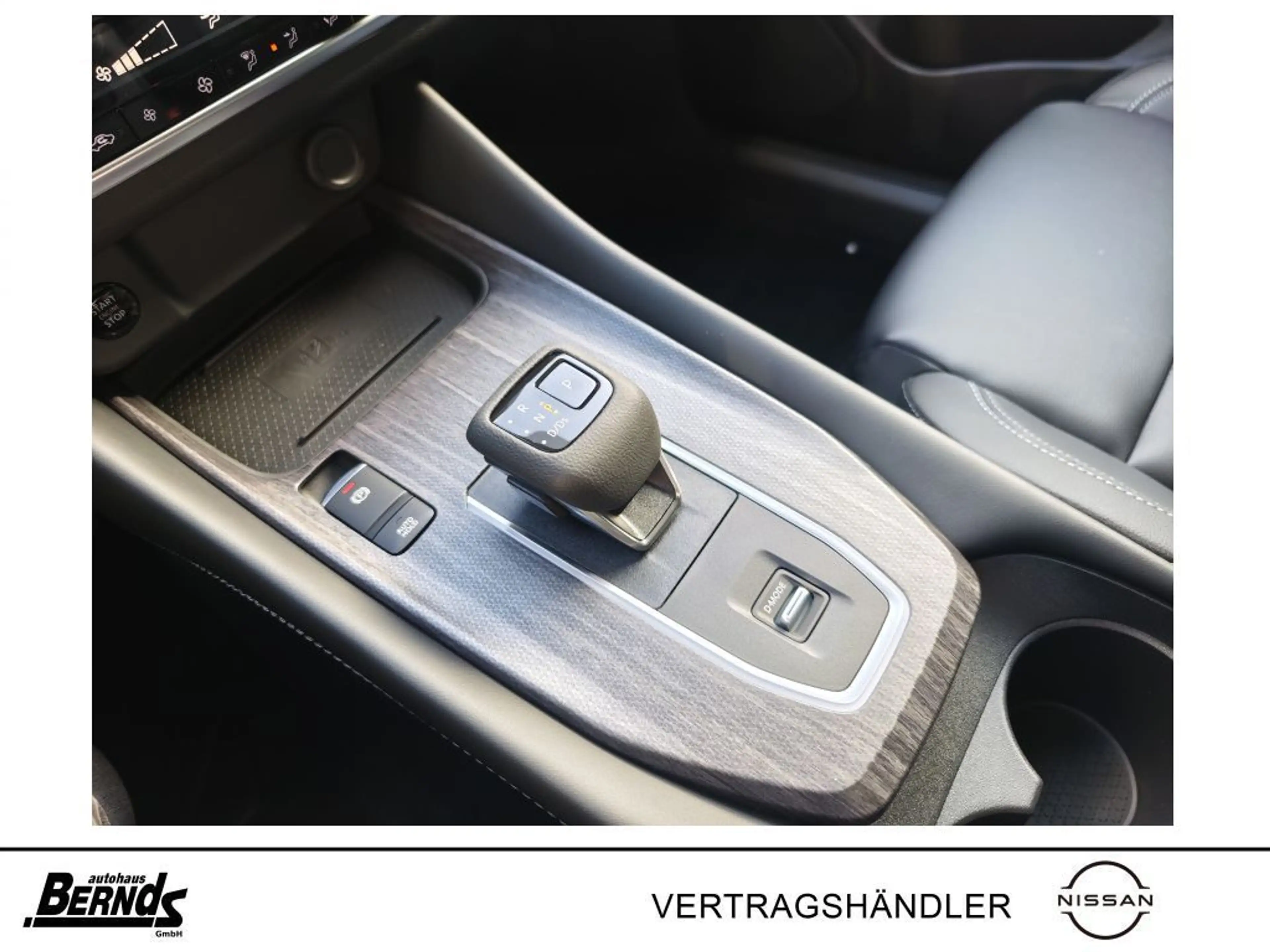 Nissan Qashqai MHEV Xtronic Tekna BOSE PGD HUD — photo 14