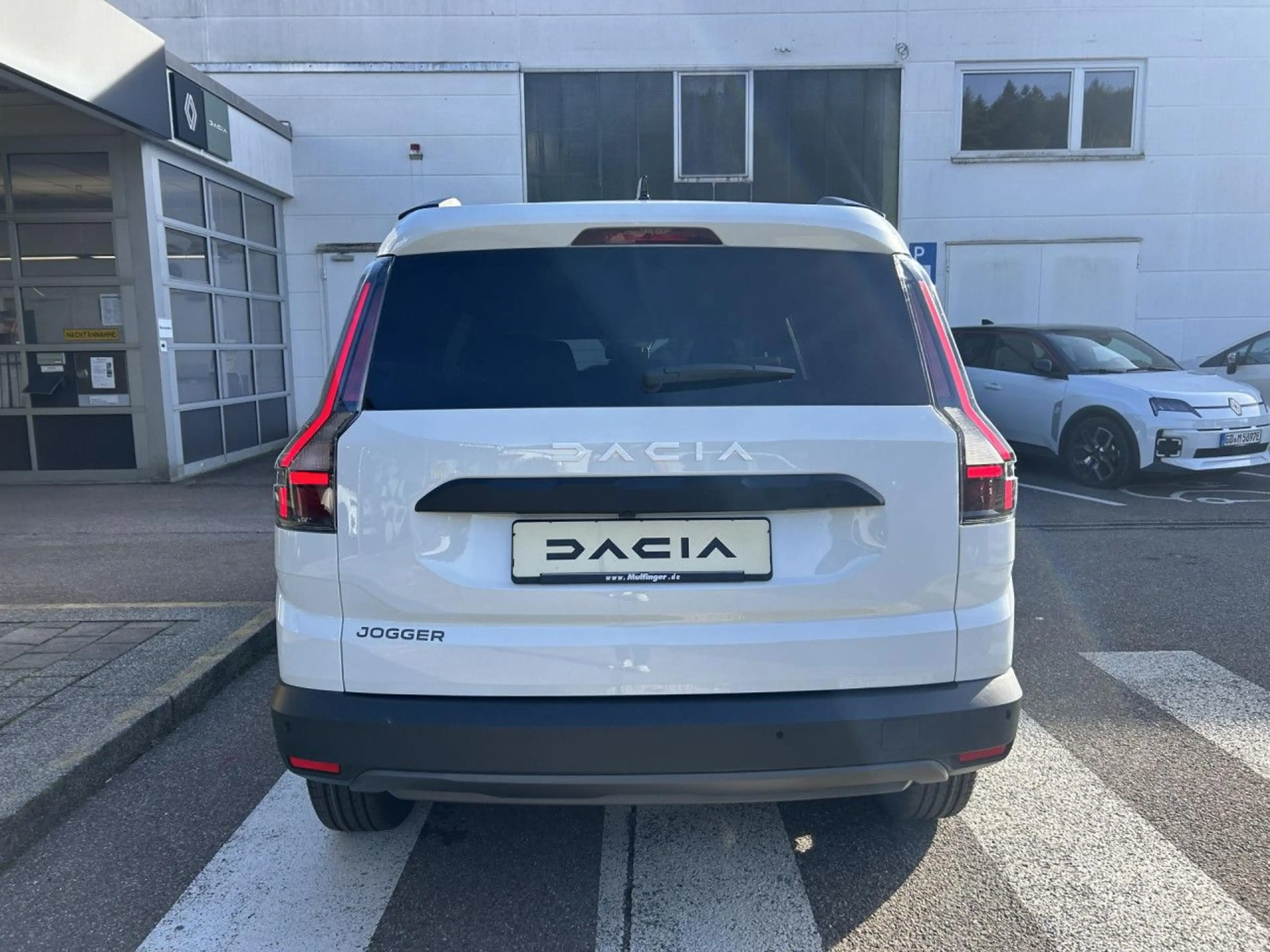 Dacia Jogger Journey TCe 110 KAMERA NAVI Bluetooth Klima — photo 9