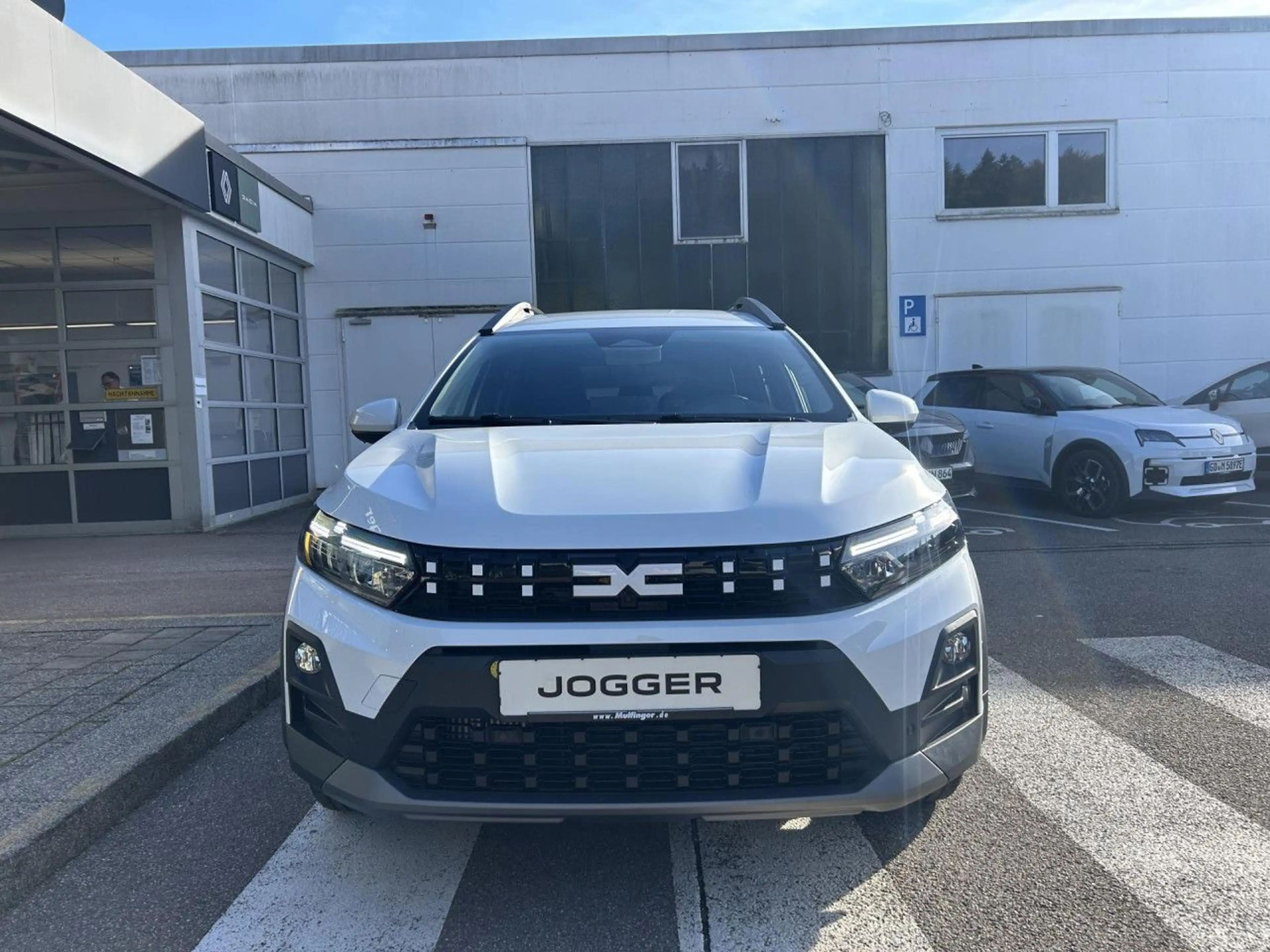 Dacia Jogger Journey TCe 110 KAMERA NAVI Bluetooth Klima — photo 8