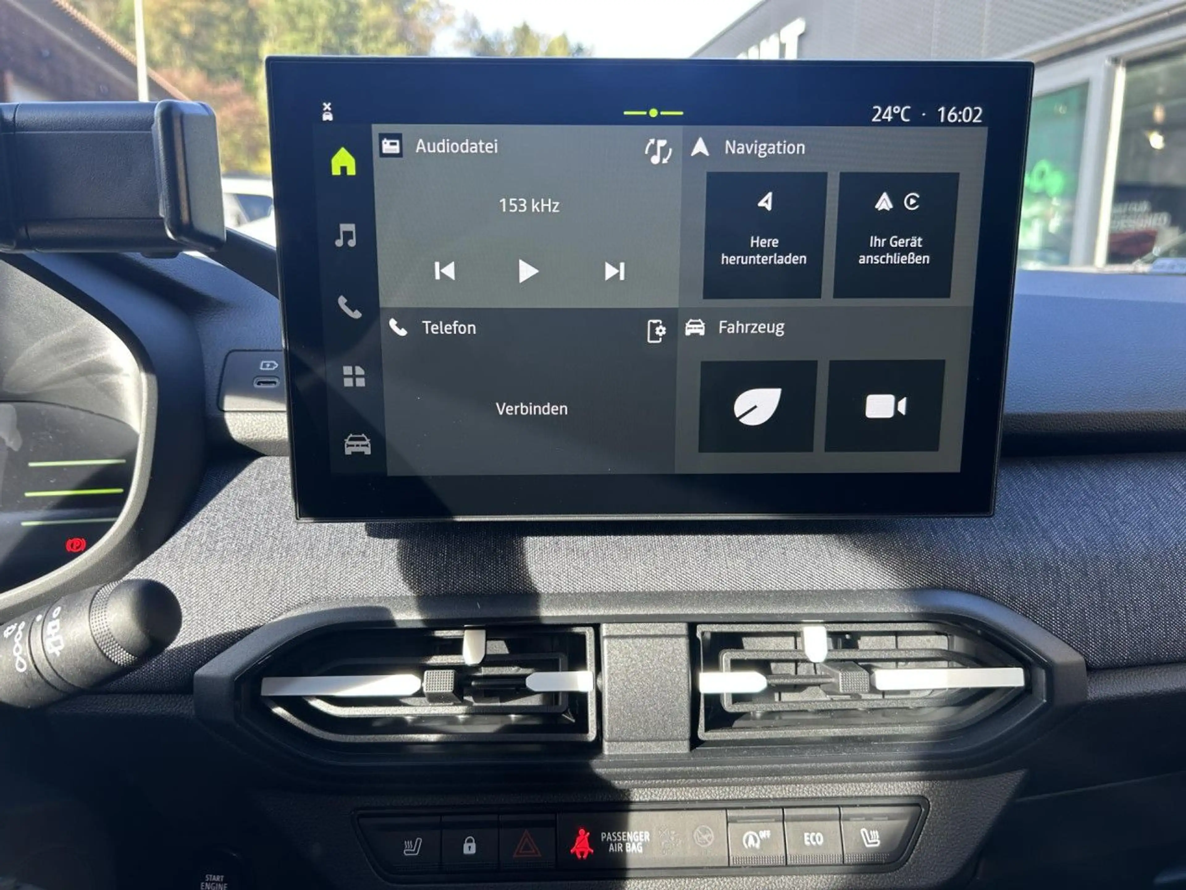 Dacia Jogger Journey TCe 110 KAMERA NAVI Bluetooth Klima — photo 13