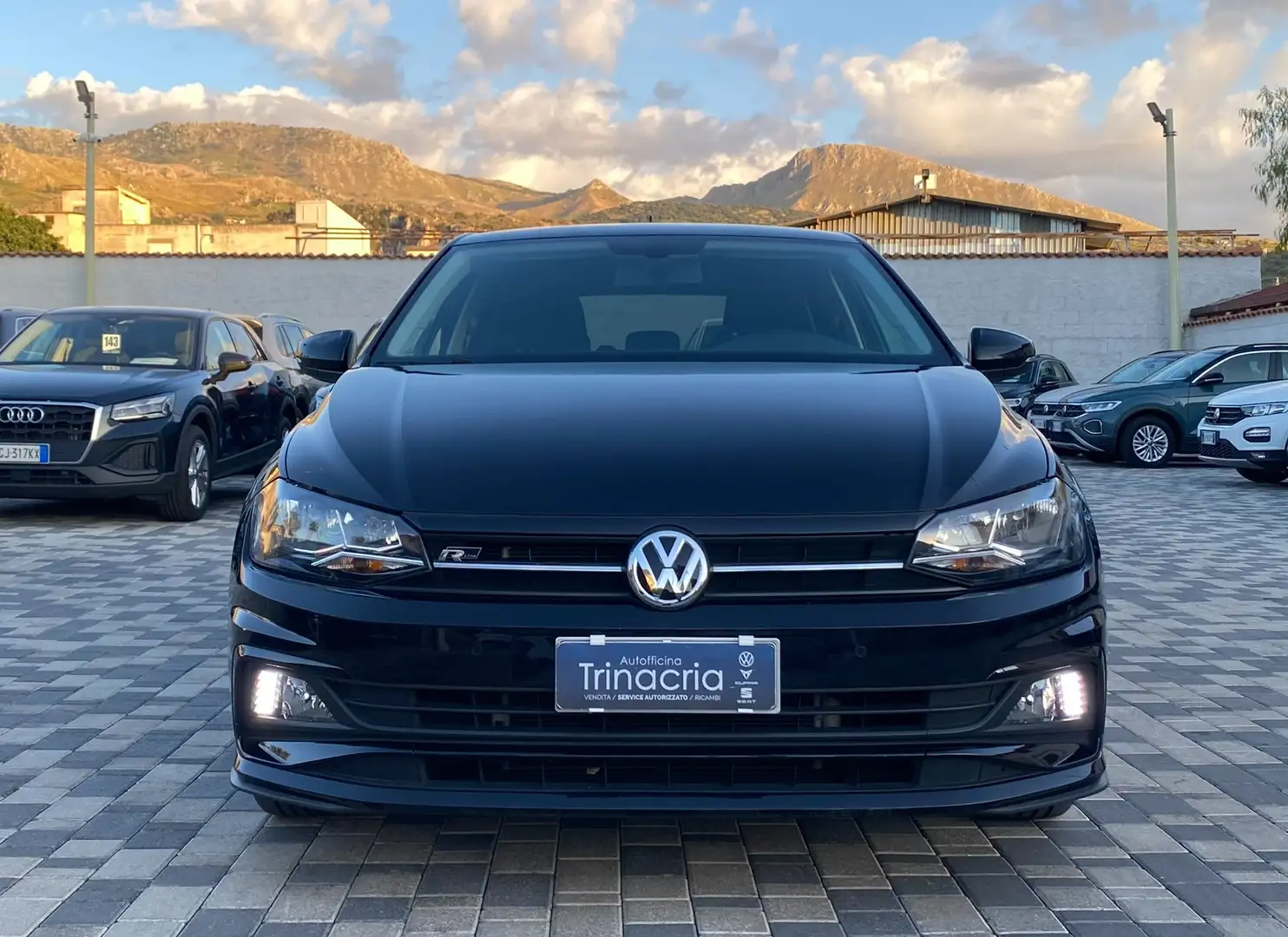 Volkswagen Polo R-Line 1.6 TDI 95CV DSG Negro - 2