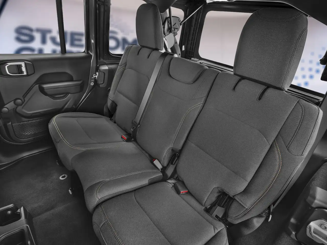Jeep Wrangler photo Jeep Wrangler