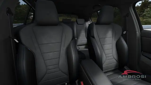 BMW 1 Series view 12