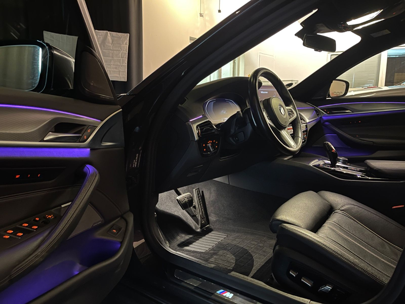BMW 530 D M Sport| Panorama | Head-Up | Harman Kardon — photo 10