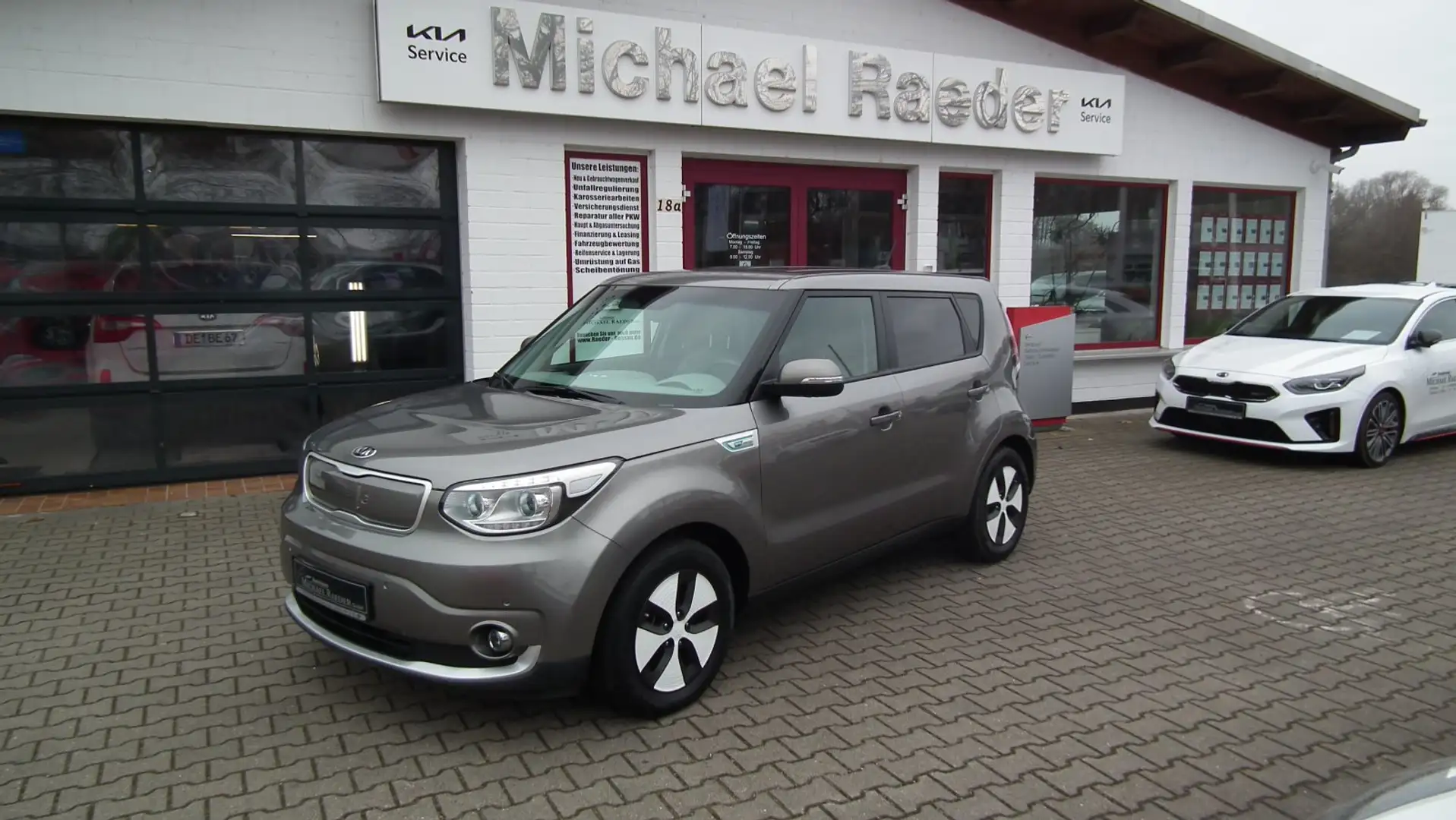 Kia Soul EV (PSEV) Play Argintiu - 1