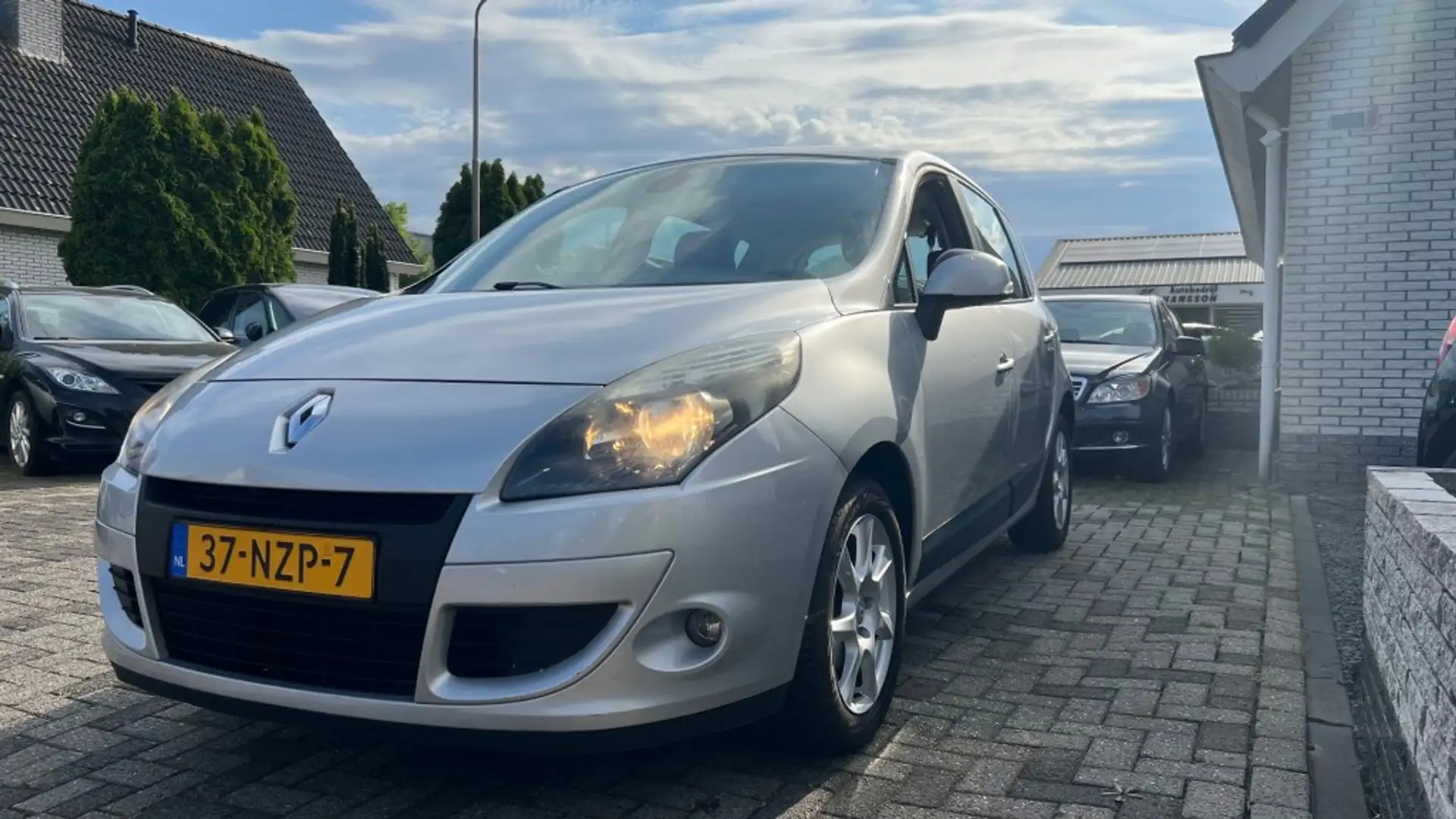 Renault Scenic 1.6 expression Сірий - 2