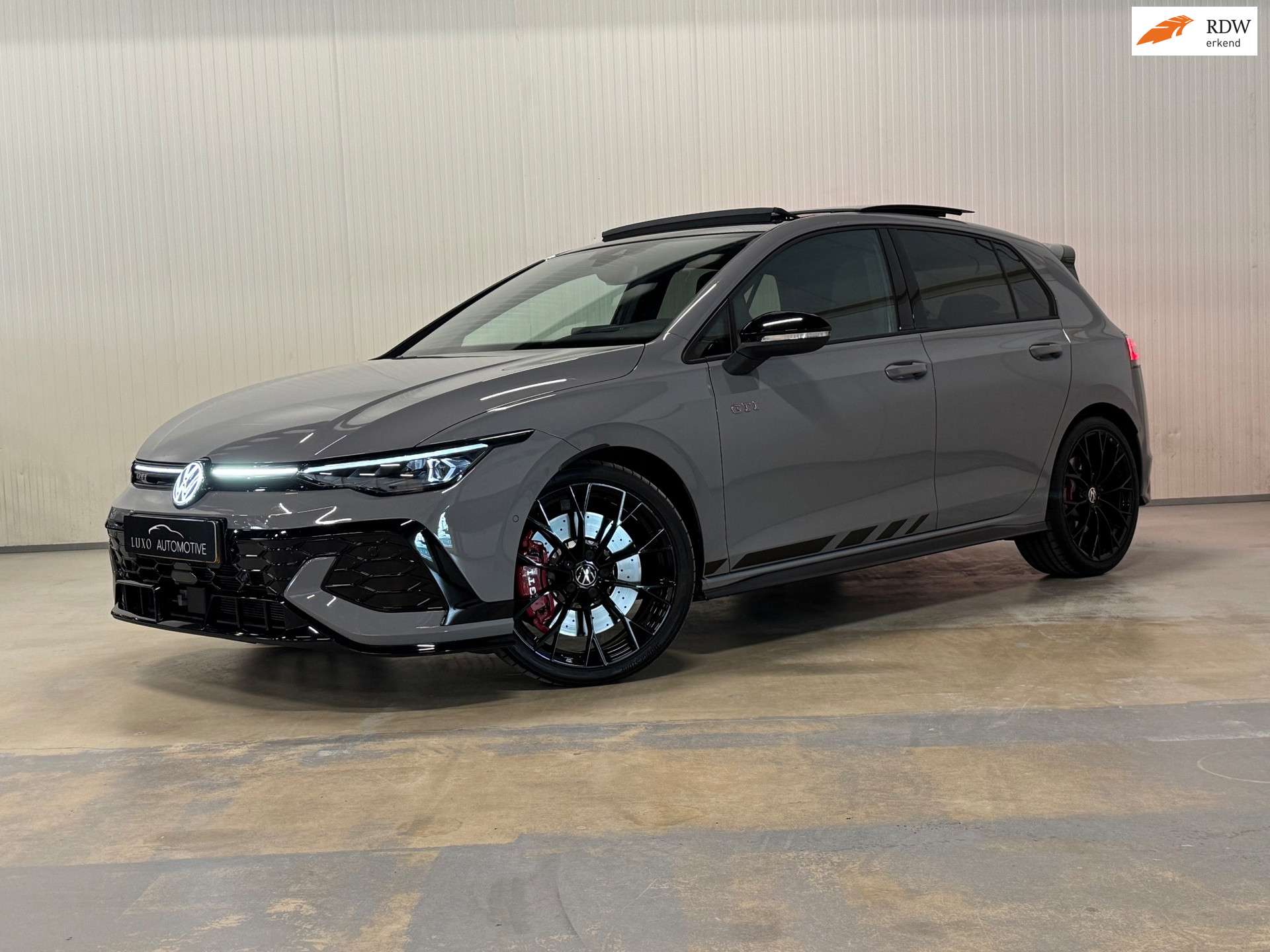 Volkswagen Golf GTI